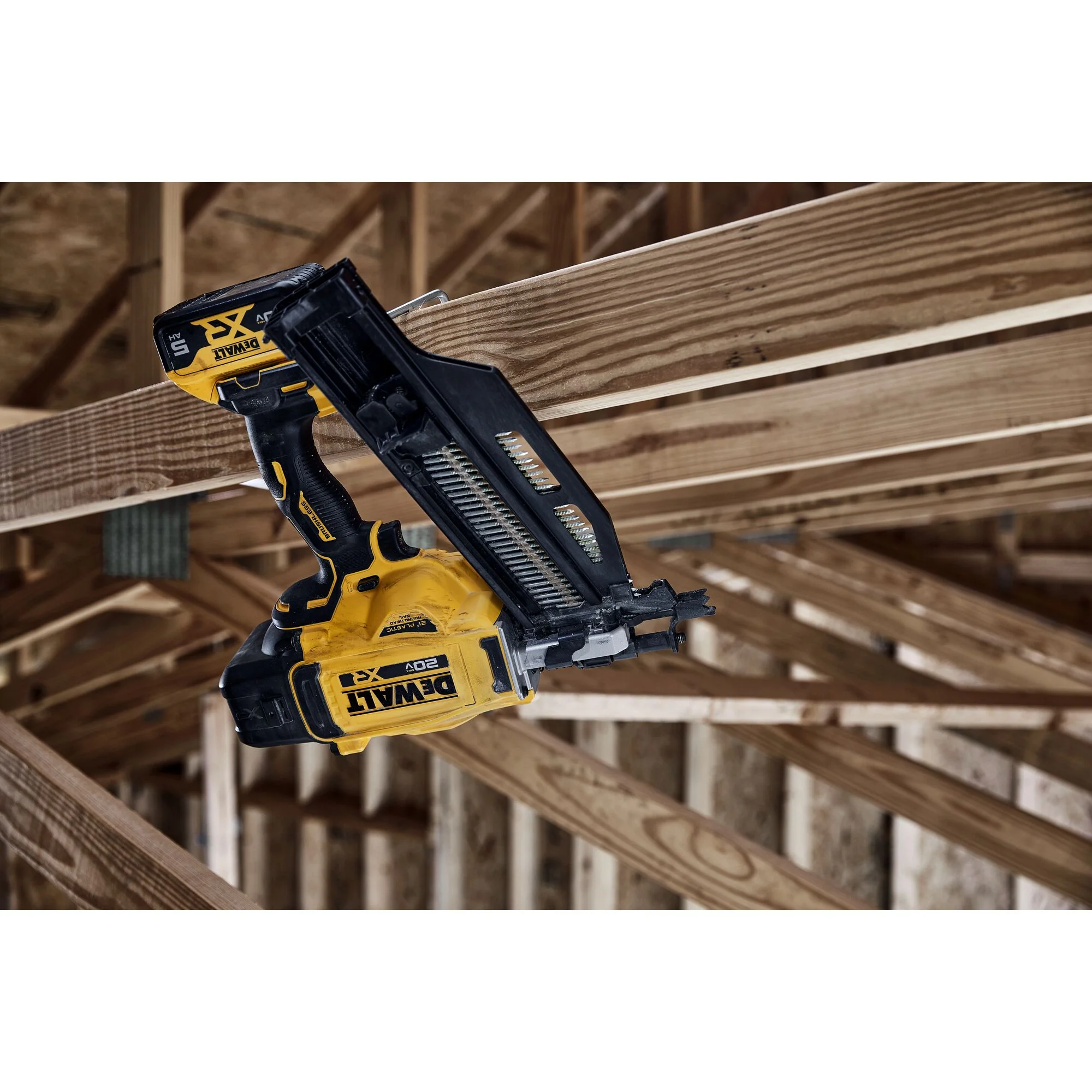 Dewalt 20V MAX XR 30° Brushless Cordless Paper Collated Framing Nailer - Tool Only - Image 12