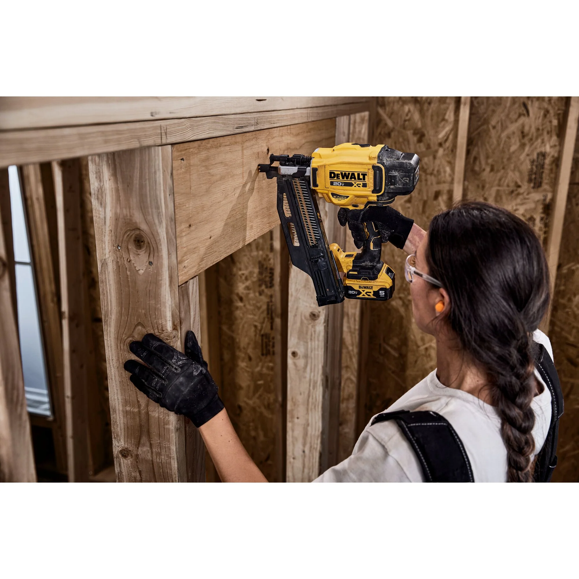 Dewalt 20V MAX XR 30° Brushless Cordless Paper Collated Framing Nailer - Tool Only - Image 8