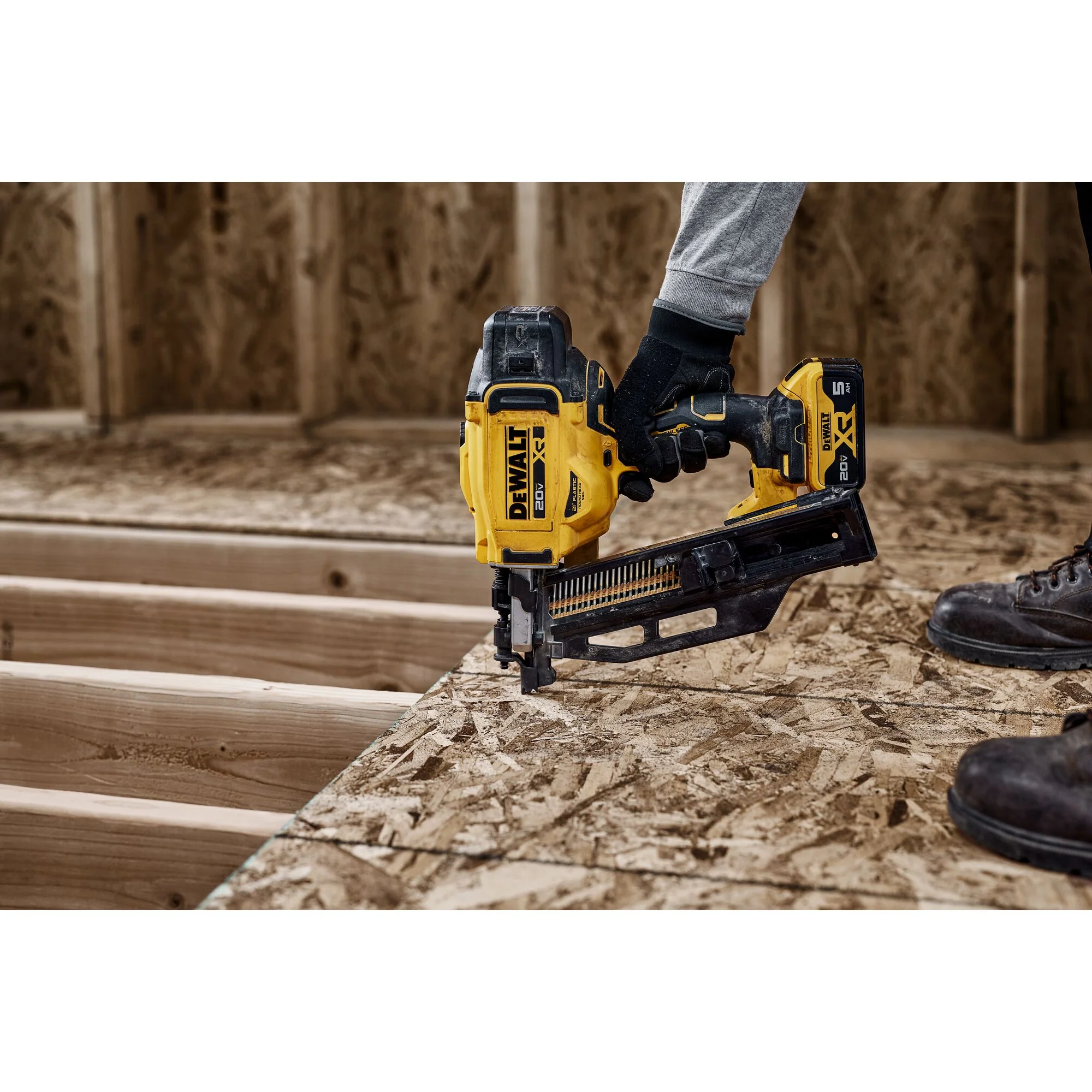 Dewalt 20V MAX XR 30° Brushless Cordless Paper Collated Framing Nailer - Tool Only - Image 9