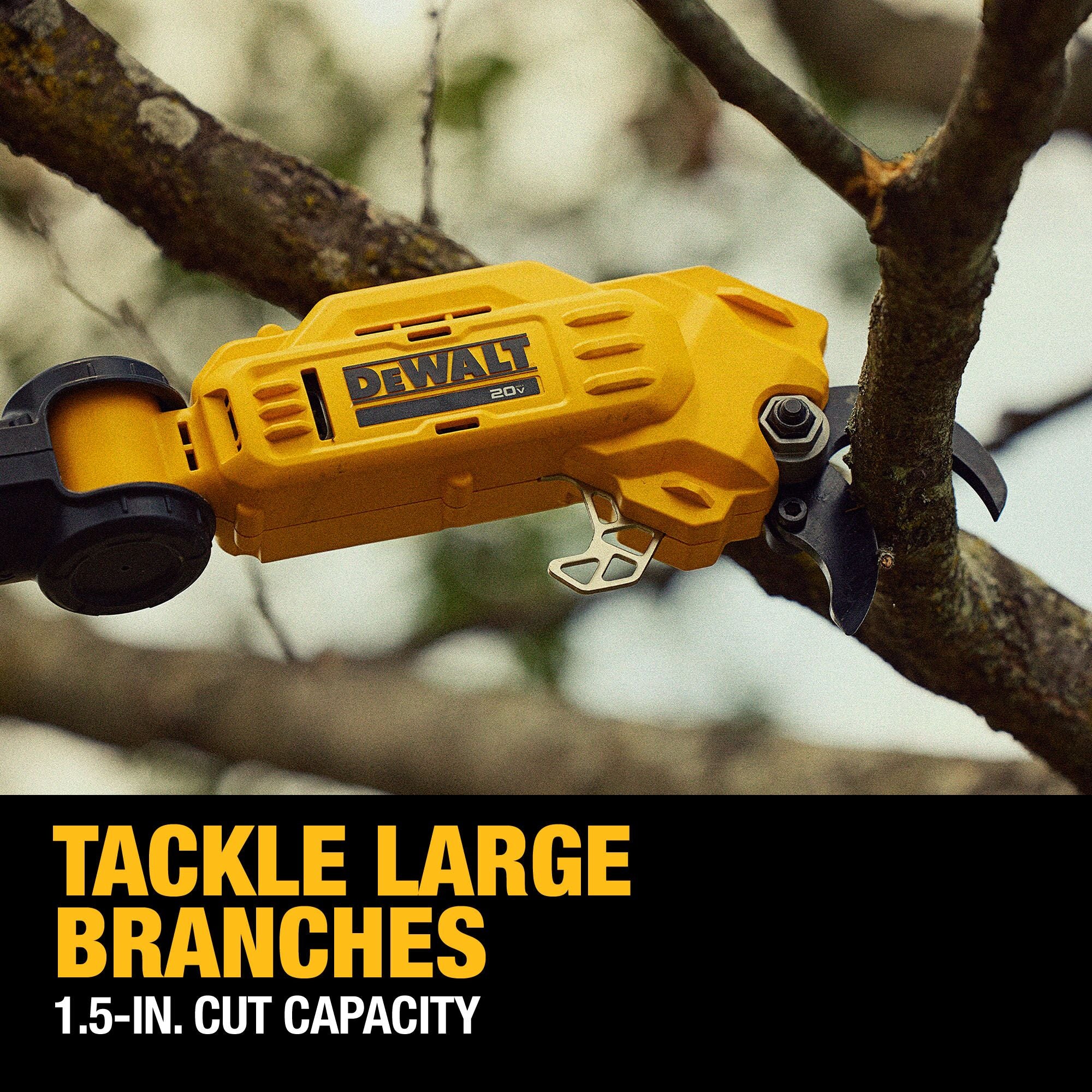 DeWalt 20V MAX 1-1/2" Corless Pole Pruner Kit - Image 6