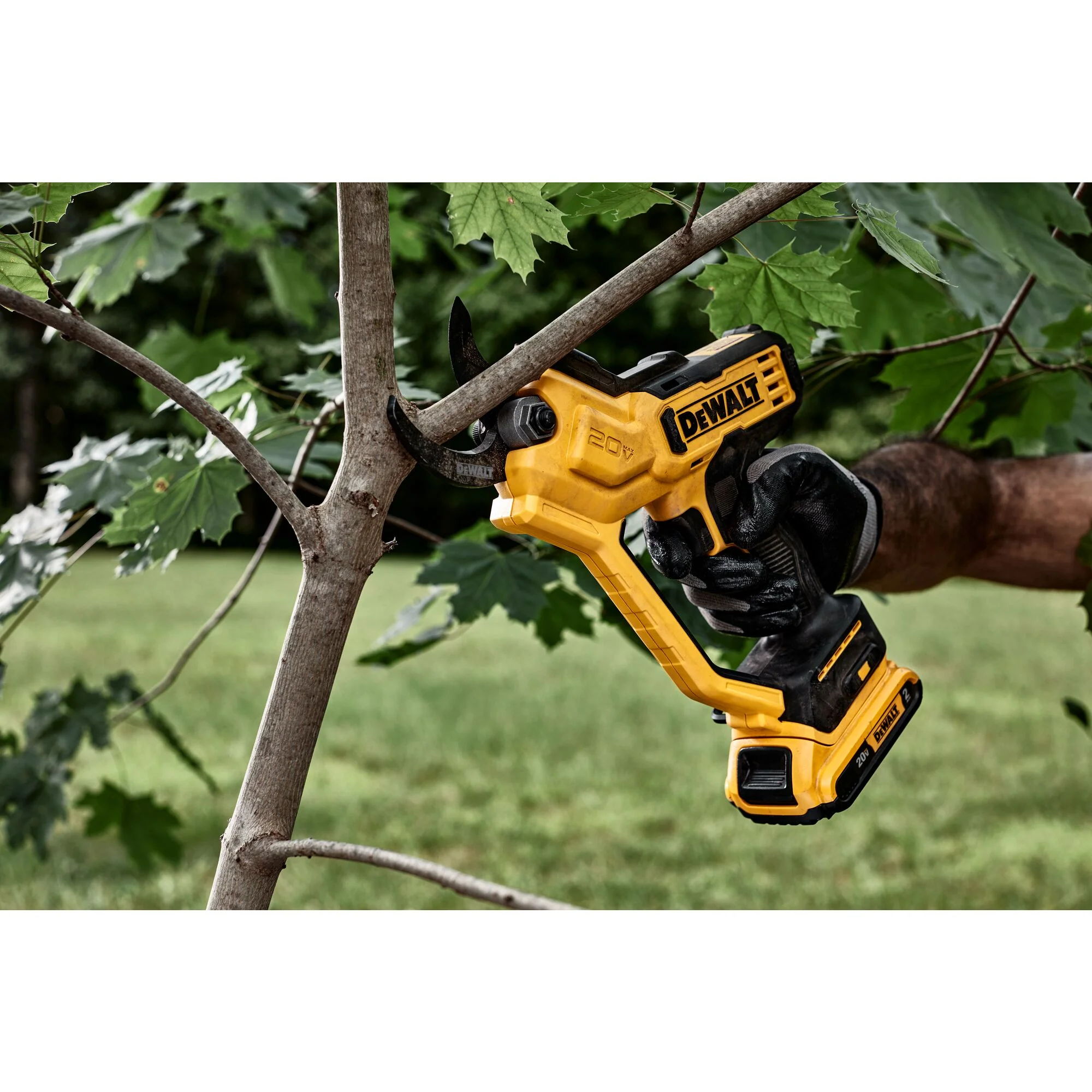 DeWalt 20V Cordless Hand Pruner - Image 10