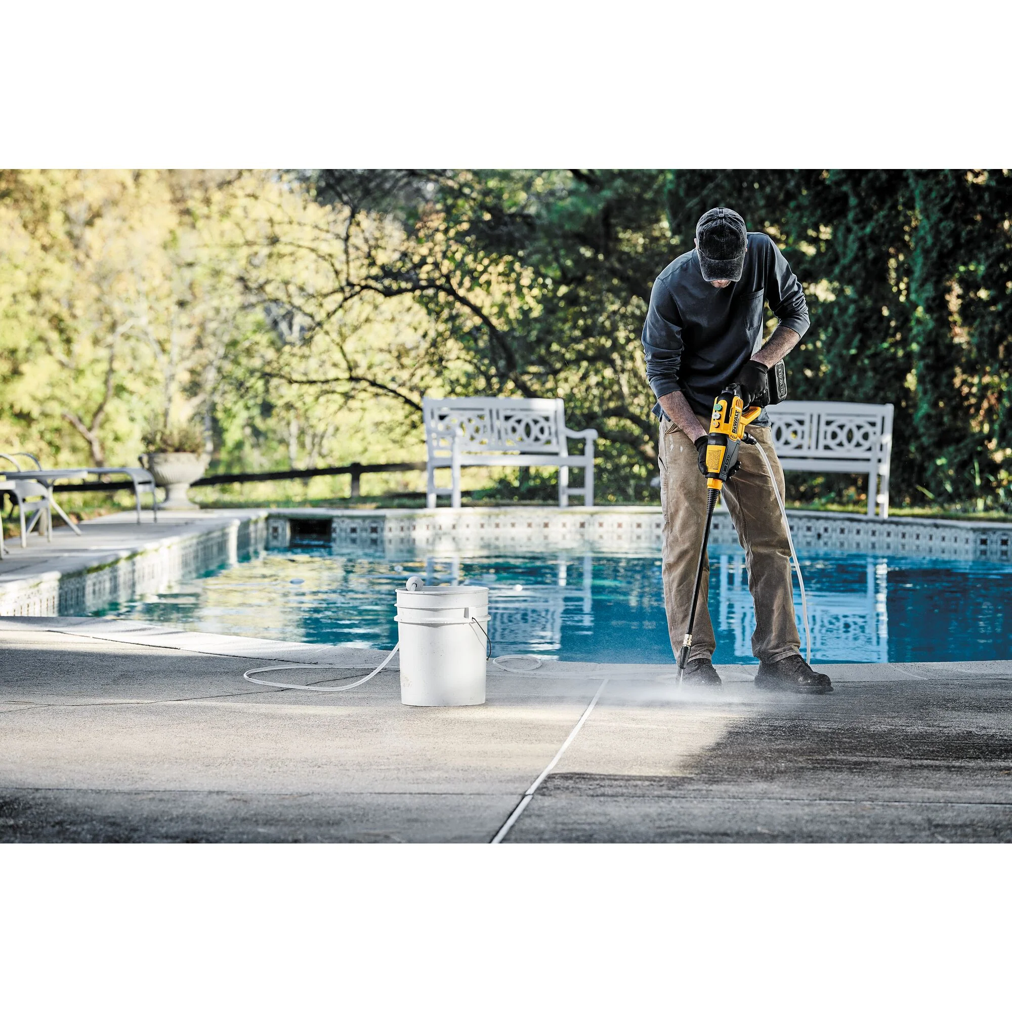 DeWalt 20V 550 PSI Cordless Power Cleaner - Tool Only - Image 12