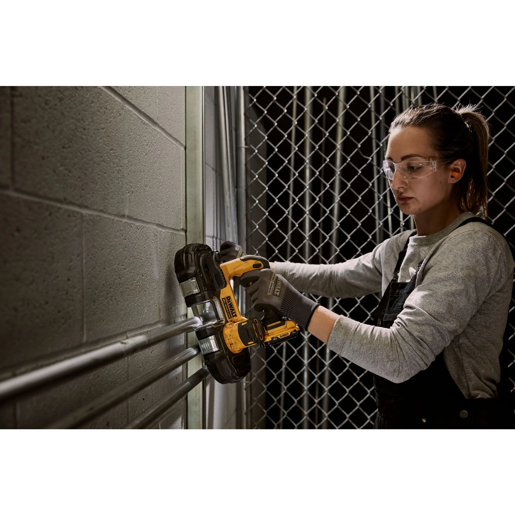 DeWalt XTREME™ 12V MAX 1-3/4" Brushless Cordless Bandsaw - Tool Only - Image 14