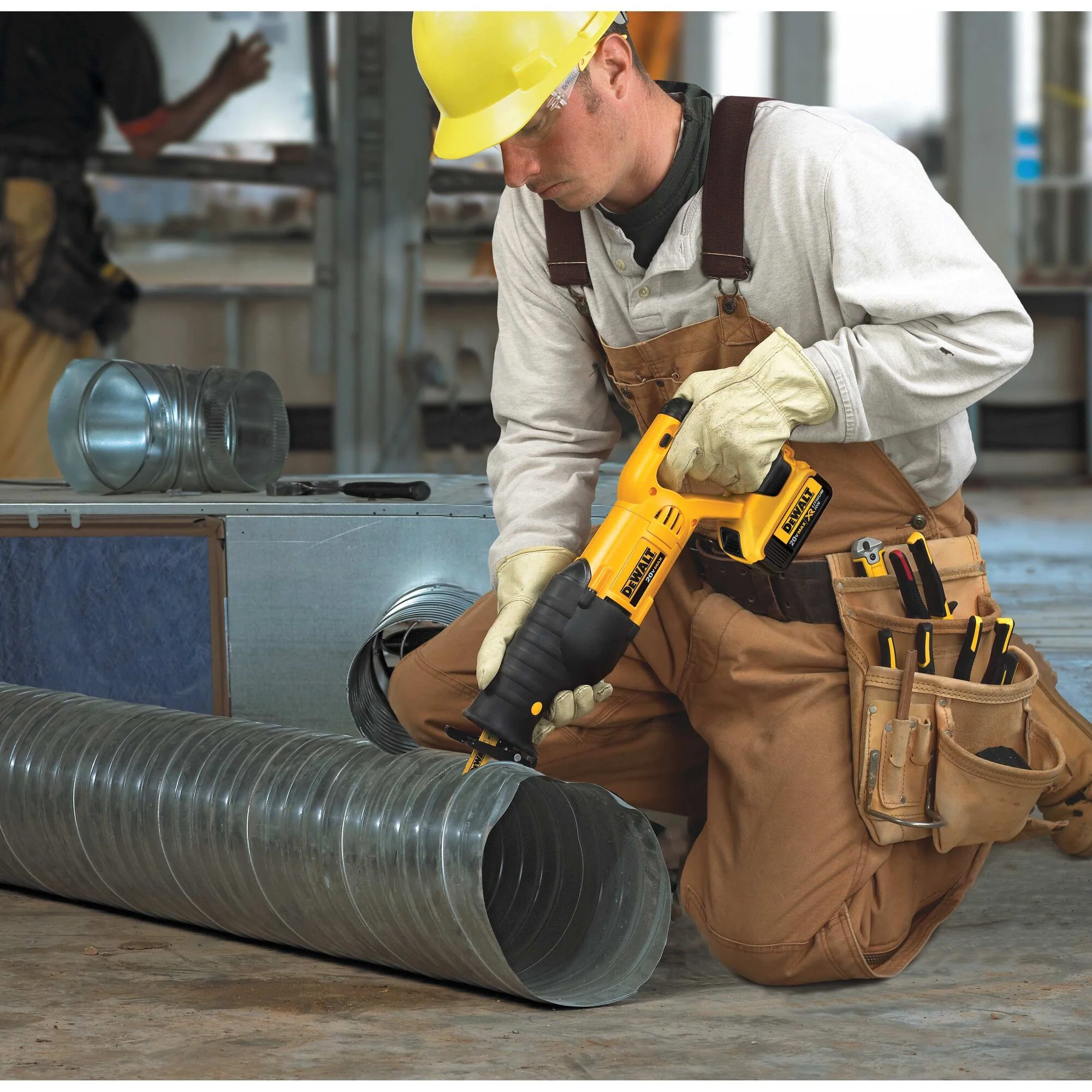 DeWalt 20V MAX Cordless Reciprocating Saw - Tool Only - Image 9