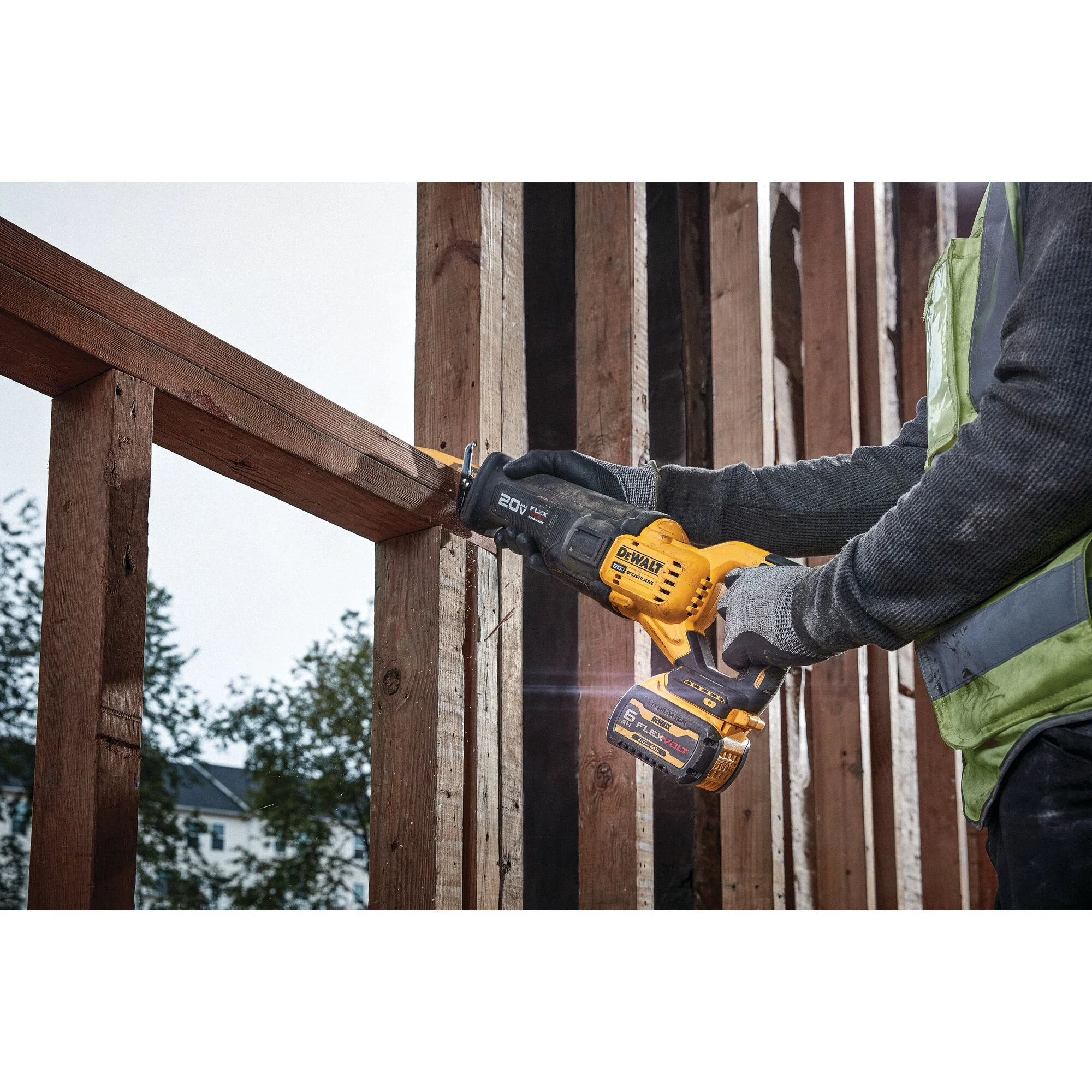 DeWalt FLEXVOLT® 20V MAX Brushless Cordless Reciprocating Saw - Tool Only - Image 13