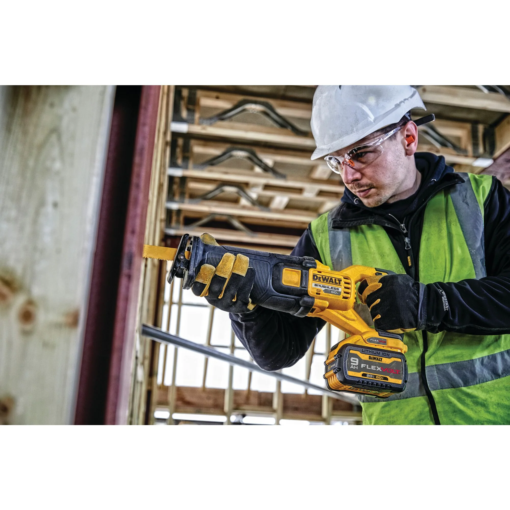 DeWalt FLEXVOLT 60V MAX Brushless Reciprocating Saw Kit - Image 6