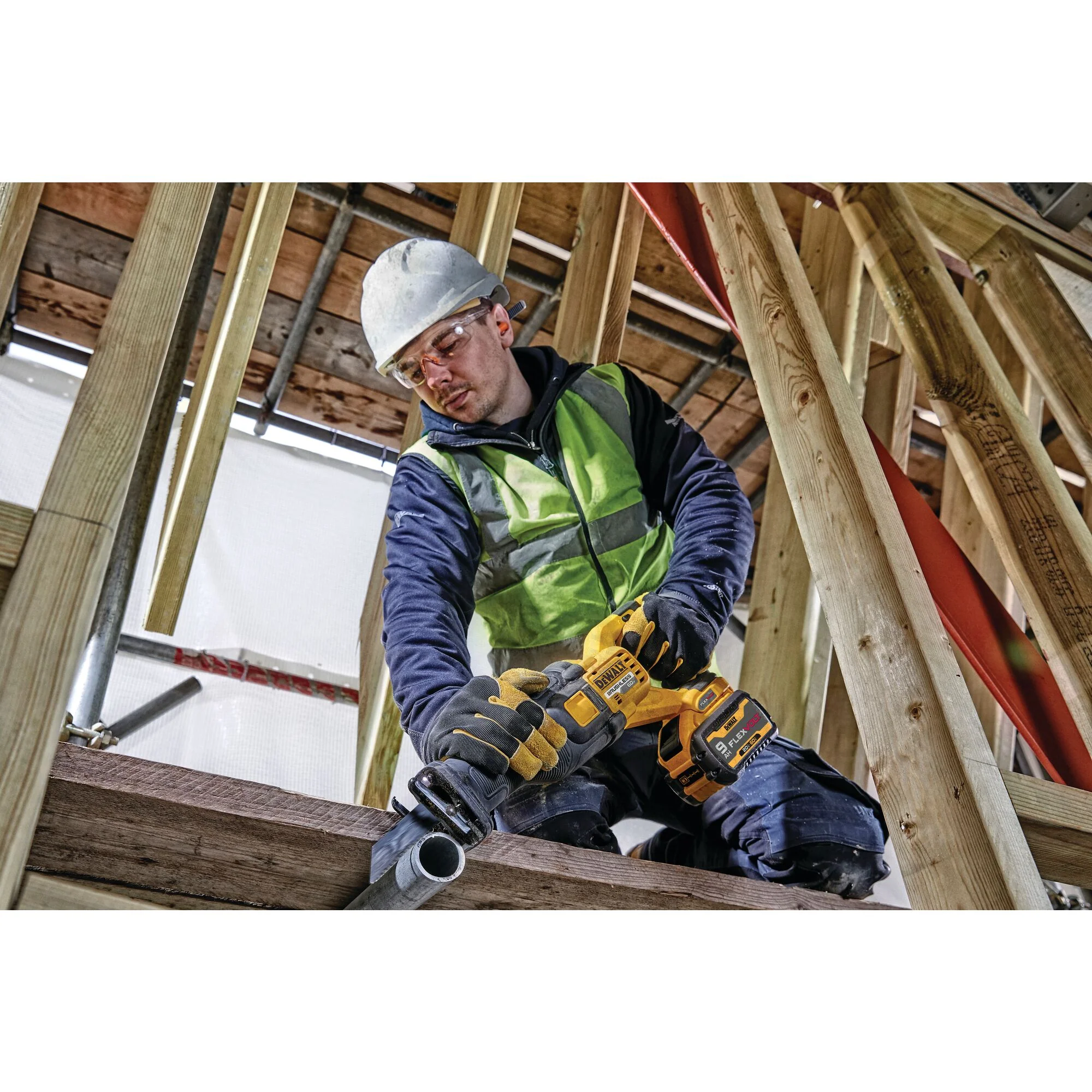 DeWalt FLEXVOLT 60V MAX Brushless Reciprocating Saw Kit - Image 8