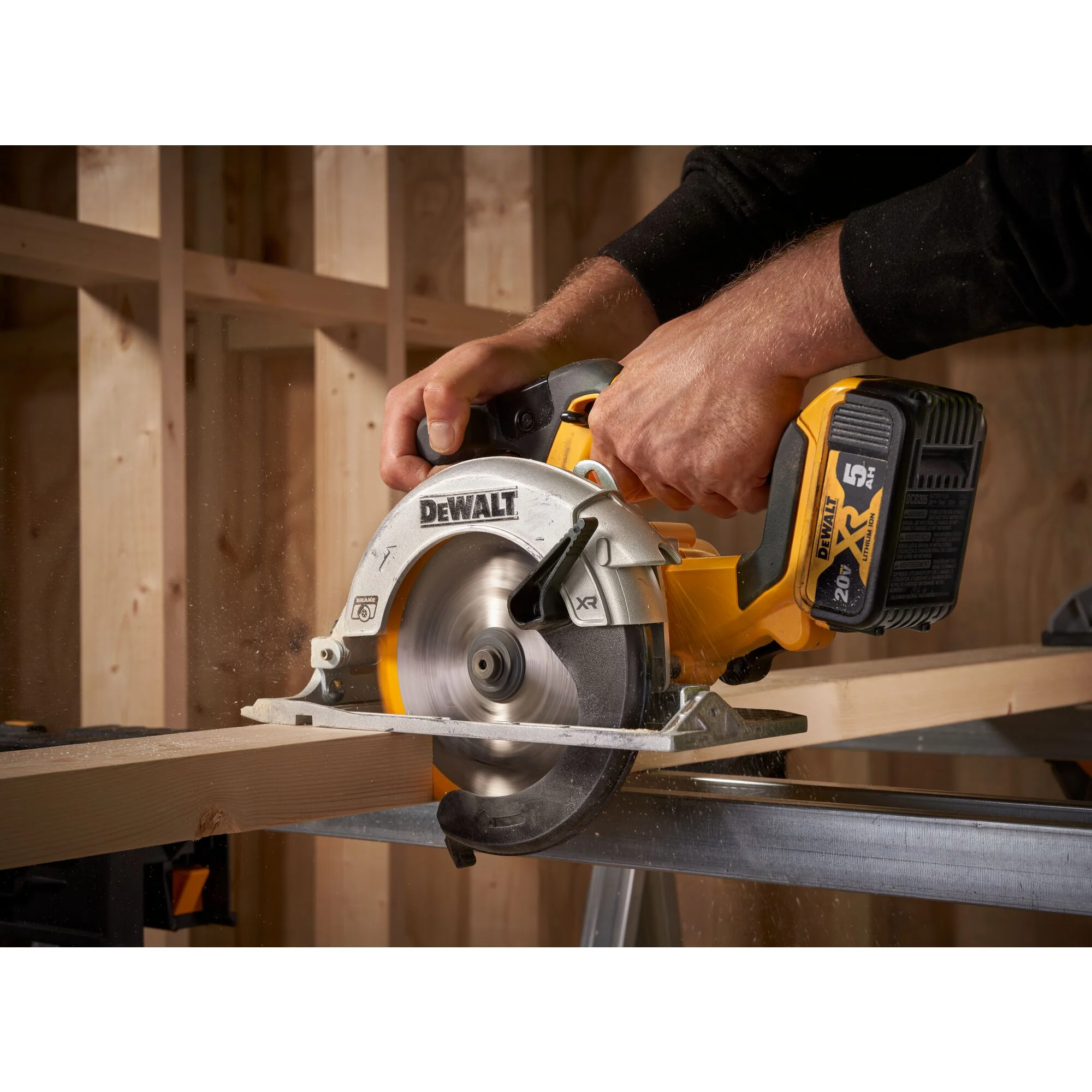 DeWalt 20V MAX 6-1/2" Brushless Cordless Circular Saw - Tool Only - Image 12