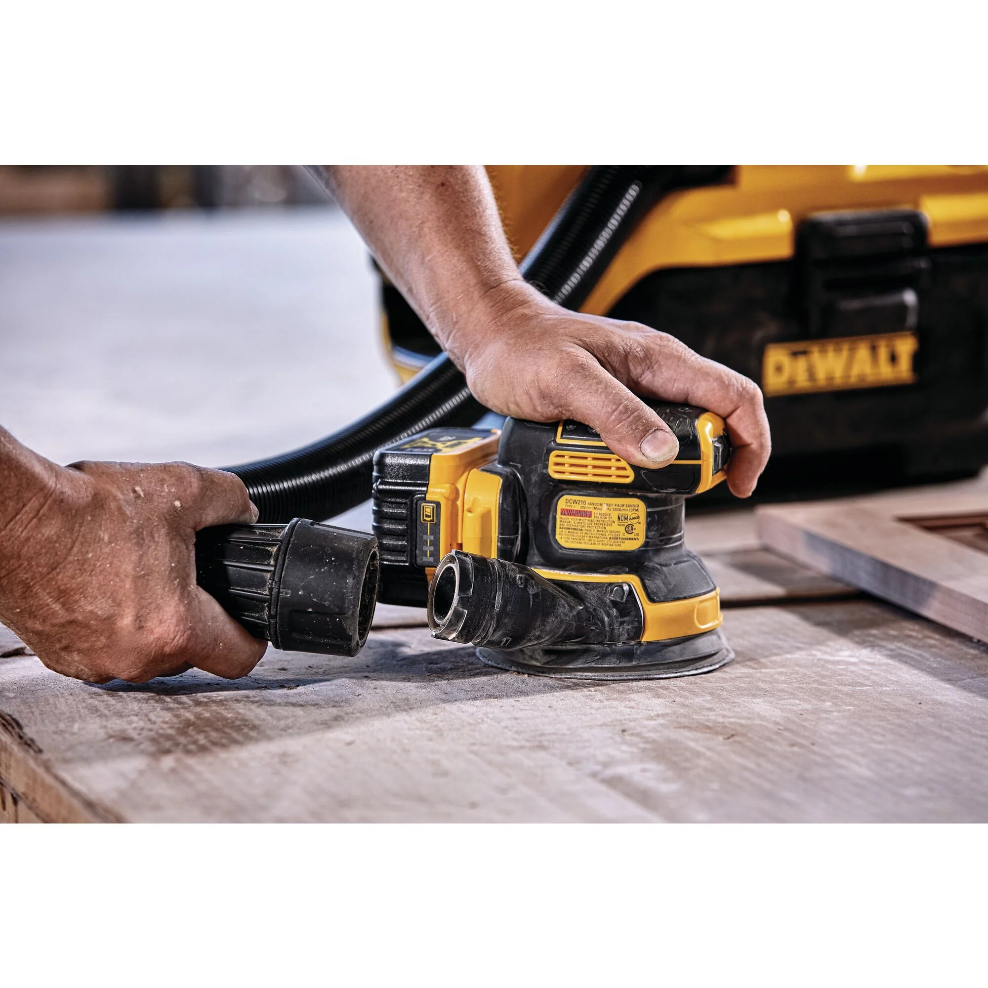DeWalt 20V XR Brushless Random Orbital Sander - Tool Only - Image 4