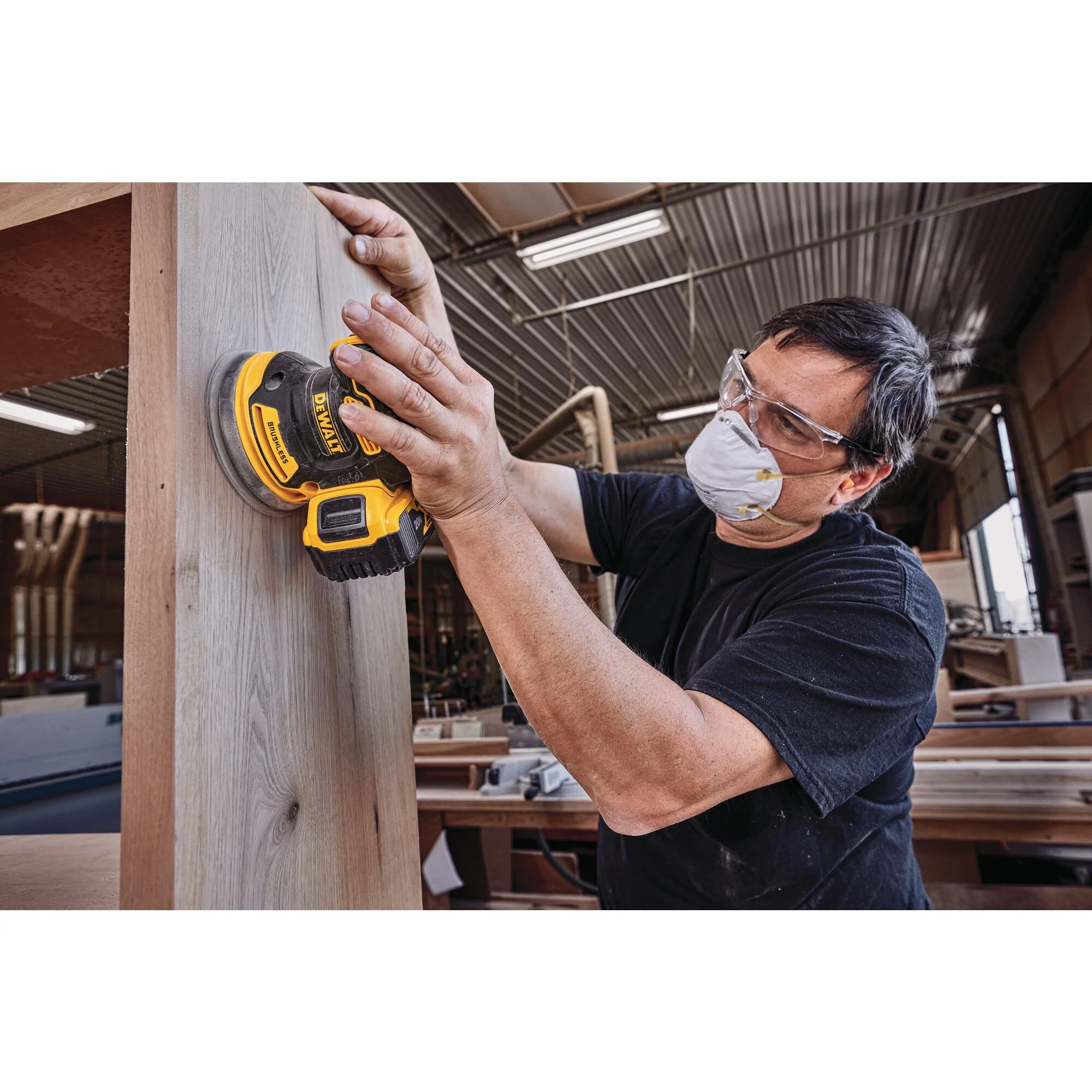 DeWalt 20V XR® Brushless Random Orbital Sander Kit - Image 10