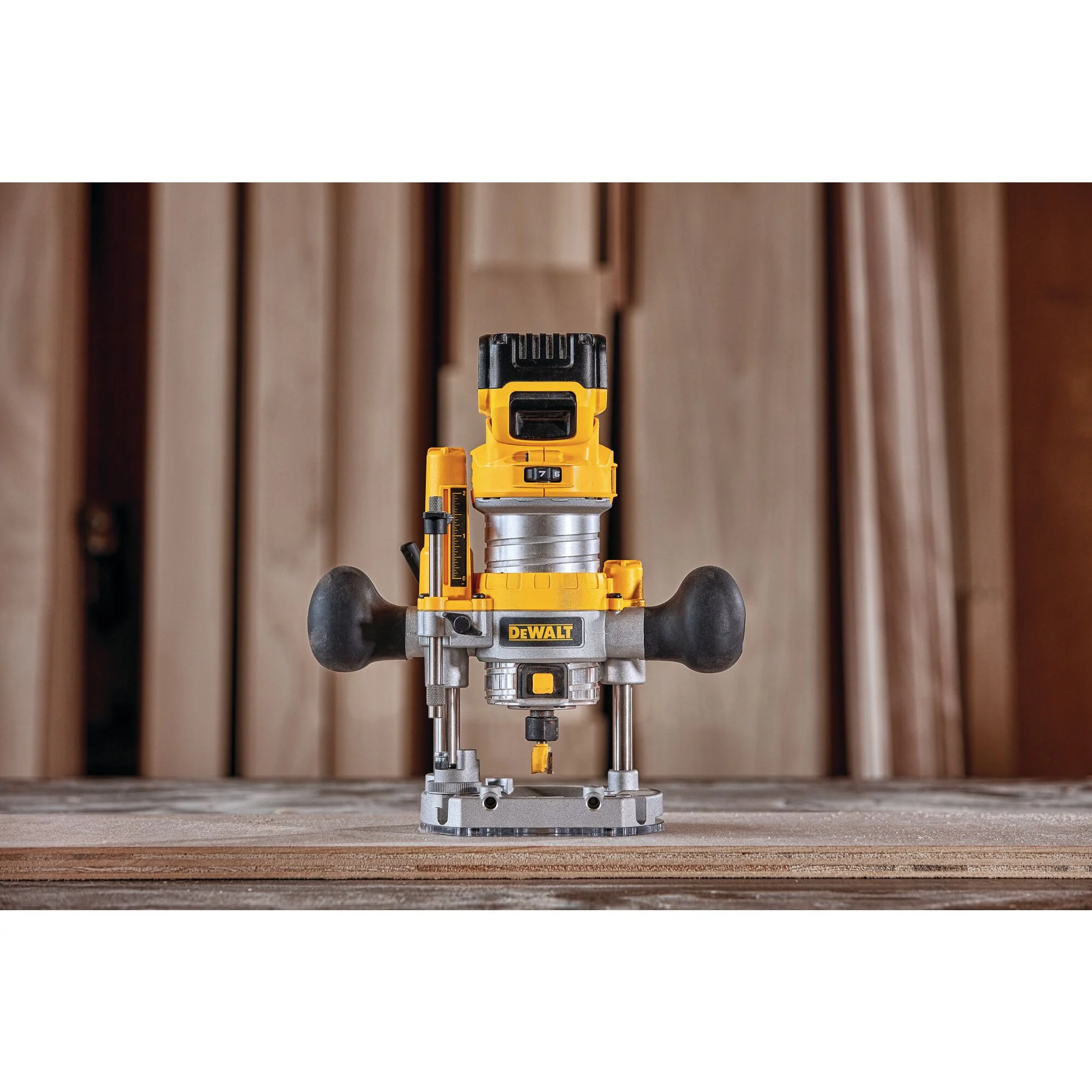 DeWalt 20V MAX XR® Brushless Cordless Compact Router - Tool Only - Image 15