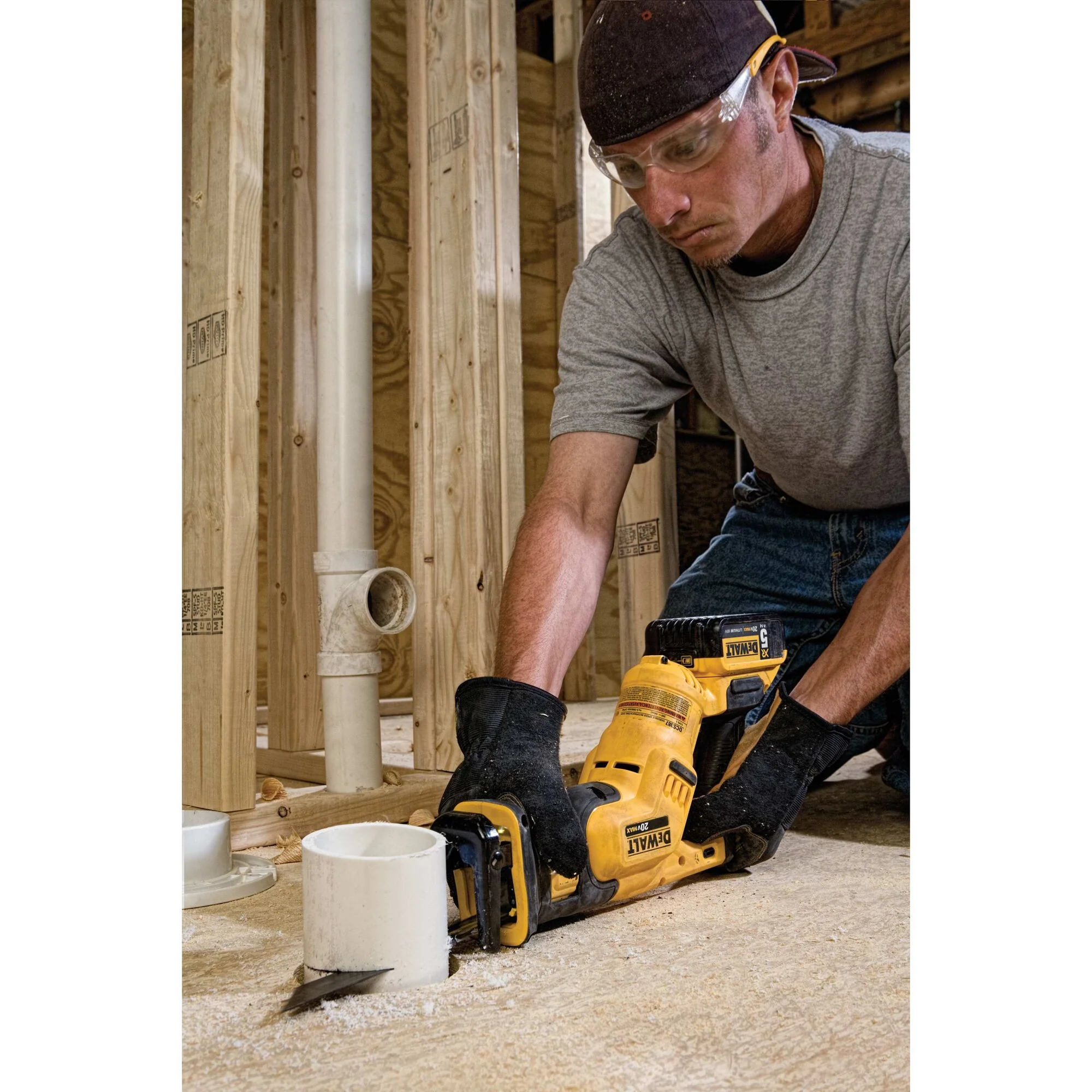 DeWalt 20V MAX Compact Reciprocating Saw Kit - Image 6