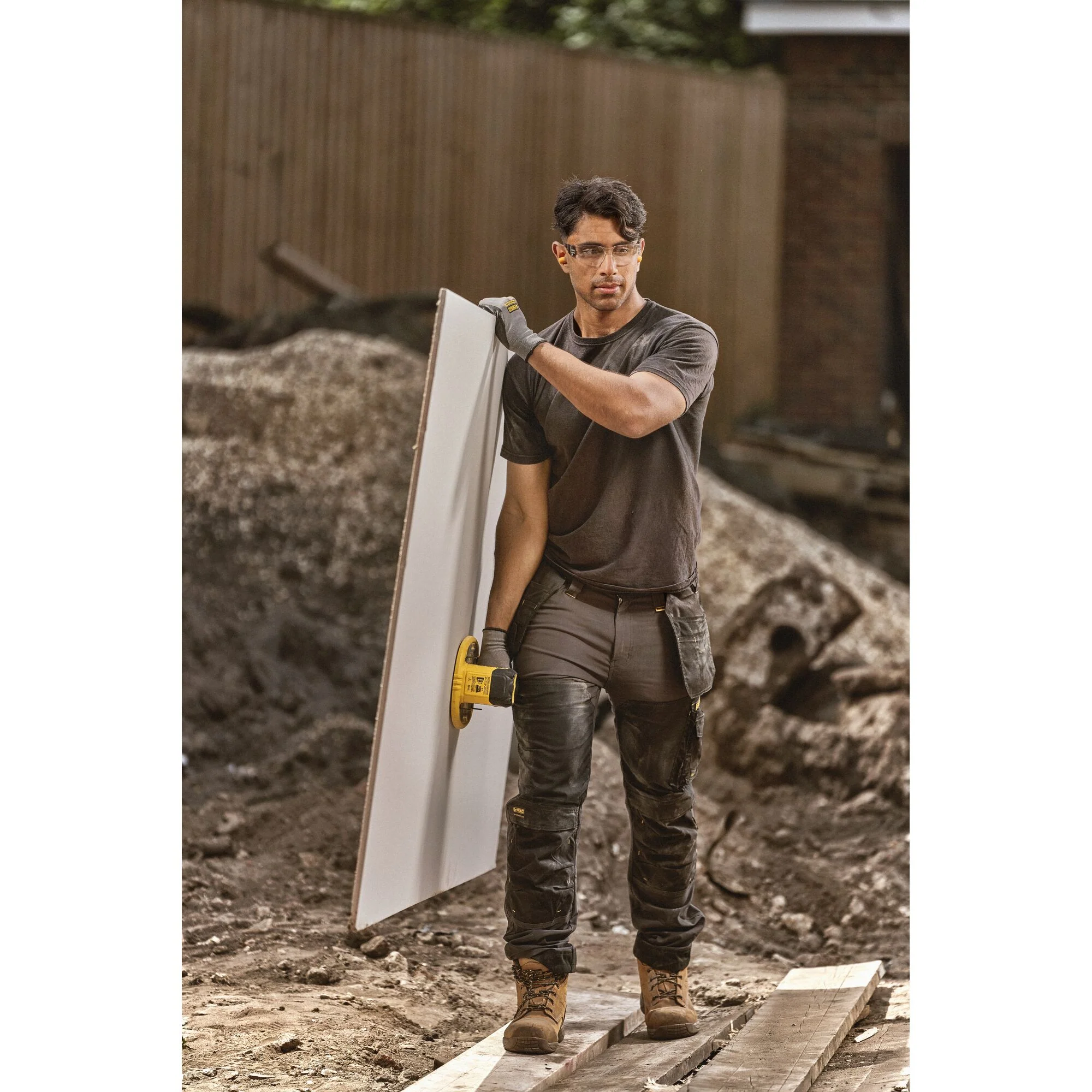 DeWalt 20V MAX GRABO Lifter Kit - Image 39