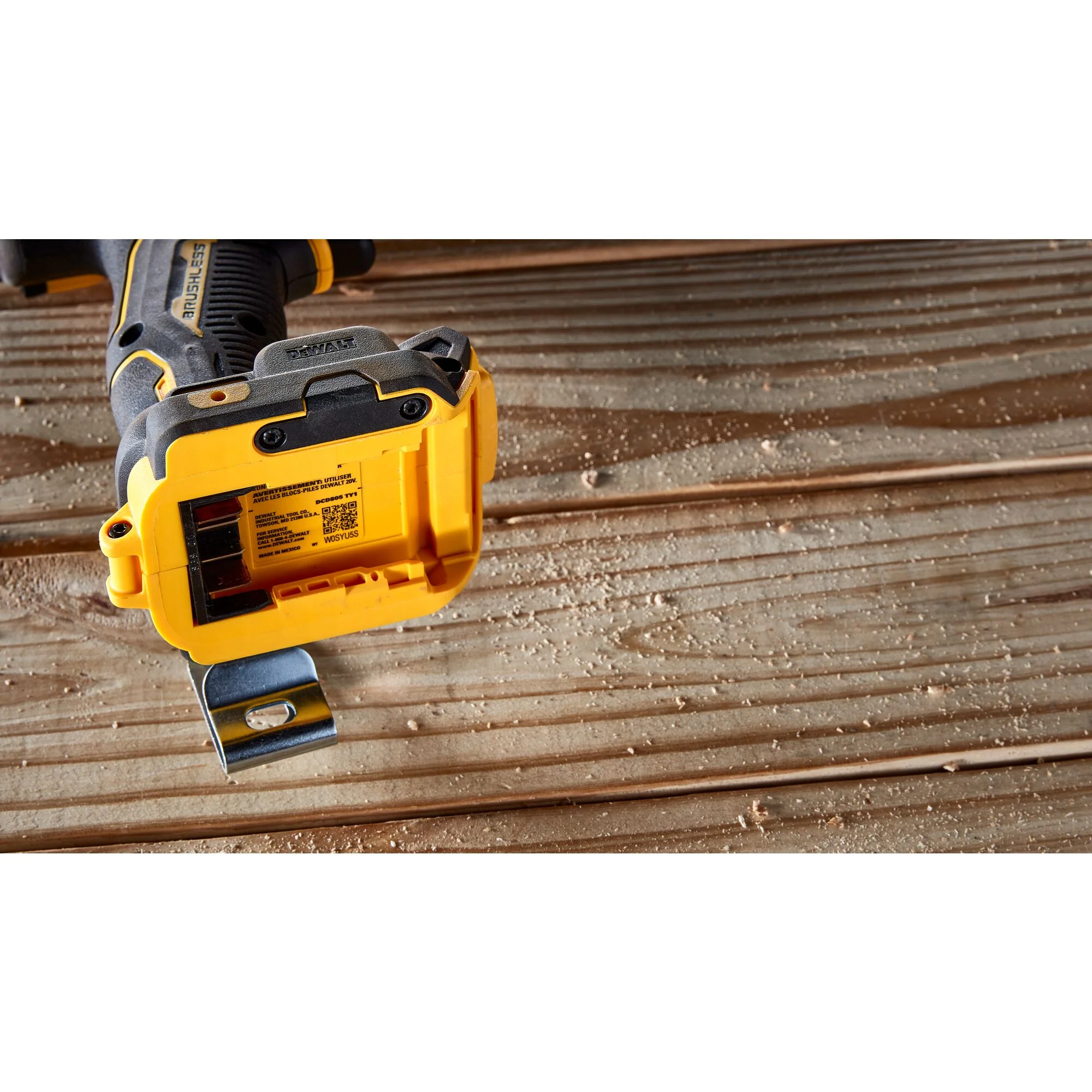 Dewalt 20V MAX XR Brushless Cordless Compact 1/2" Hammer Drill Kit - Image 10