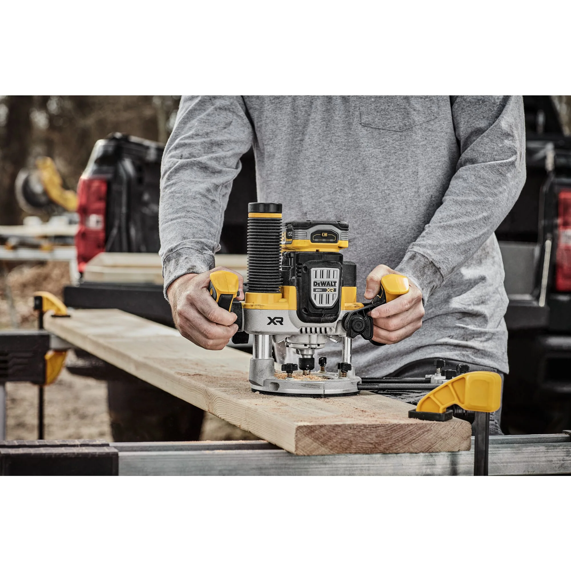 DeWalt 20V XR 2-1/4 HP Plunge Router -  Tool Only - Image 6