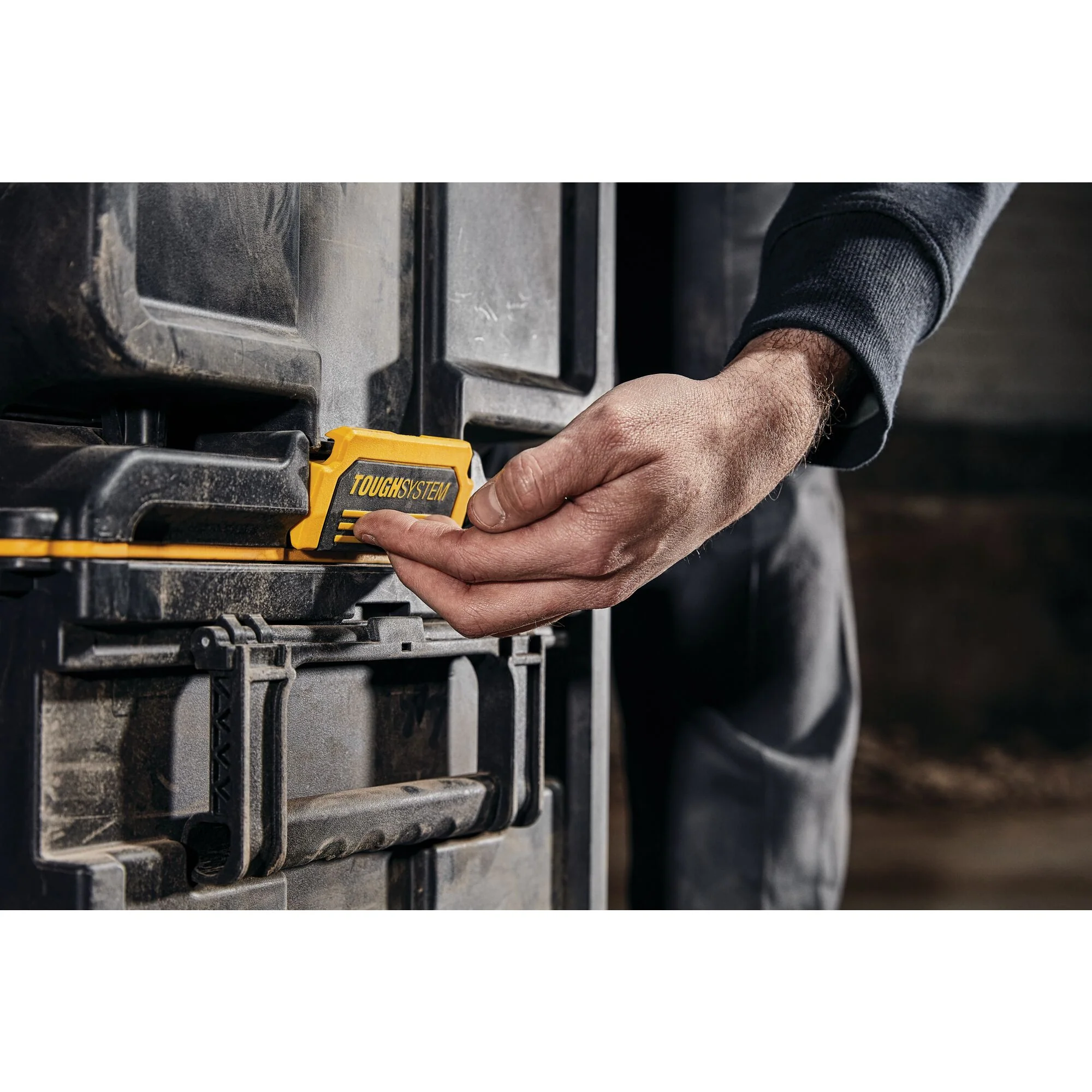 DeWalt ToughSystem® 2.0 Rolling Tower Toolbox Set - Image 5