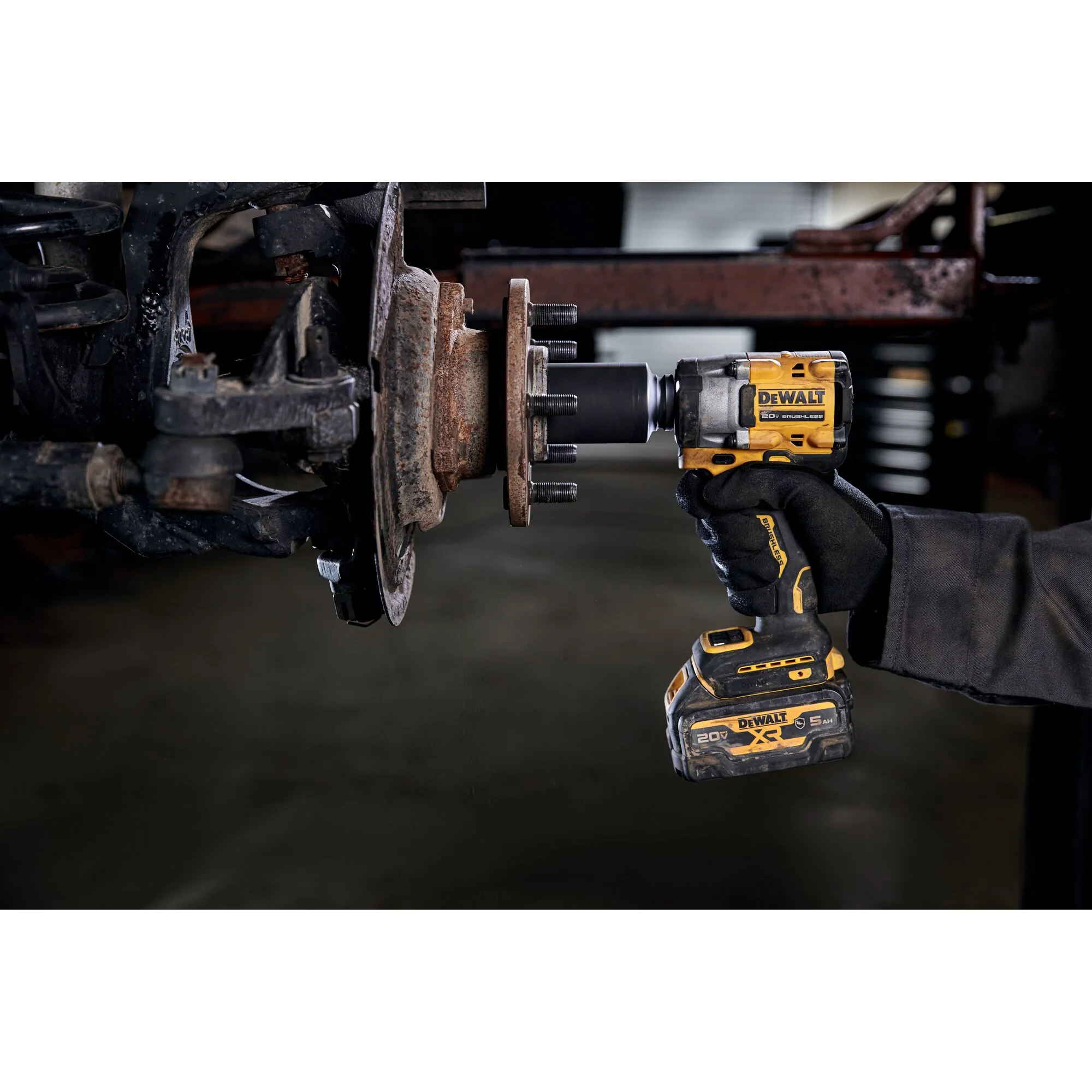 DeWalt ATOMIC 20V MAX 3/8" Cordless Impact Wrench w/ Hog Ring Anvil - Tool Only - Image 4