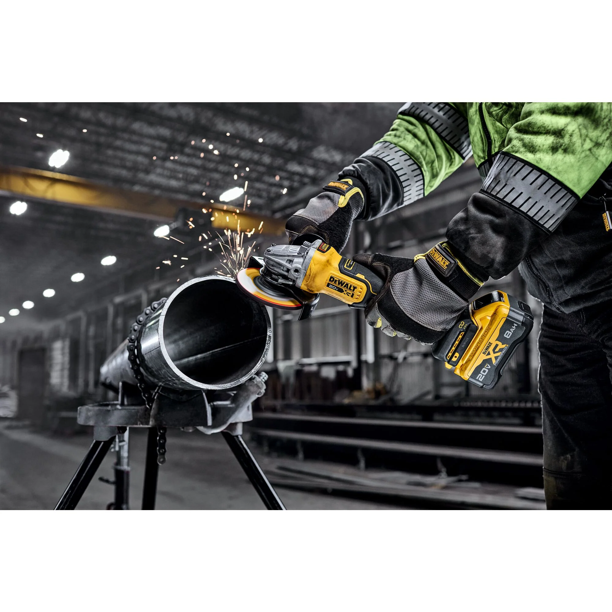 DeWalt 20V MAX XR Brushless Cordless 4-1/2" - 5" Angle Grinder Kit with XR POWERPACK - Image 8