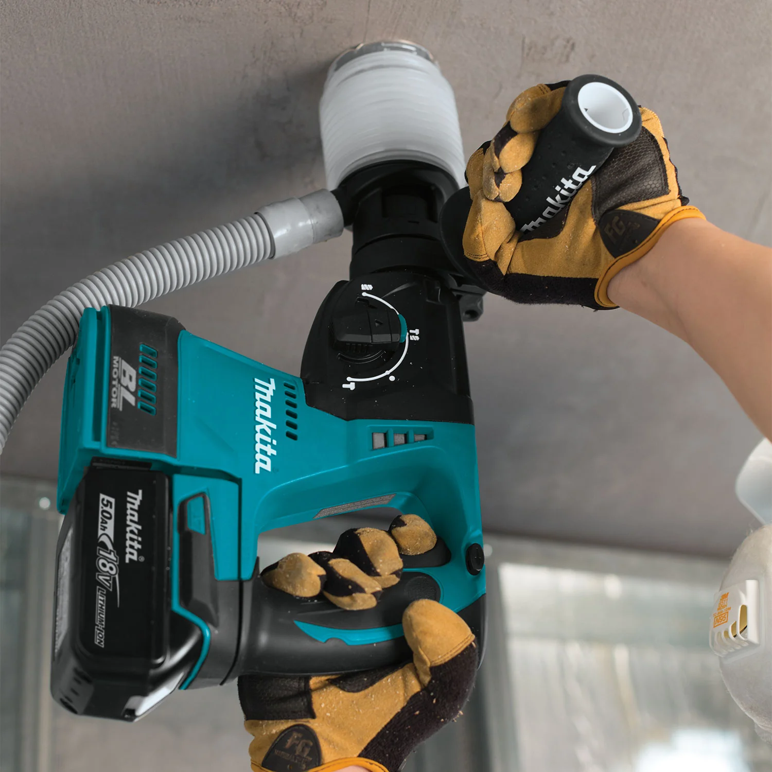 Makita 18V LXT Brushless 6-Tool Combo Kit - Image 2