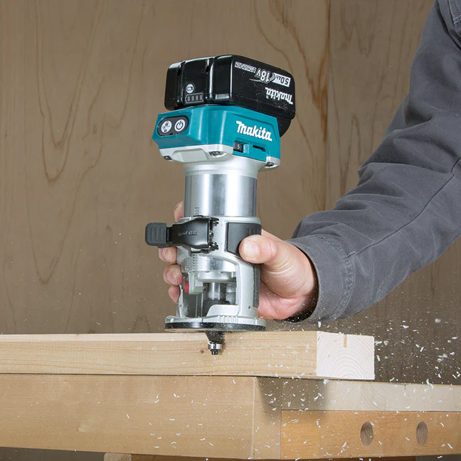 Makita 18V LXT Brushless Router w/ Dust Extraction - Tool Only - Image 3