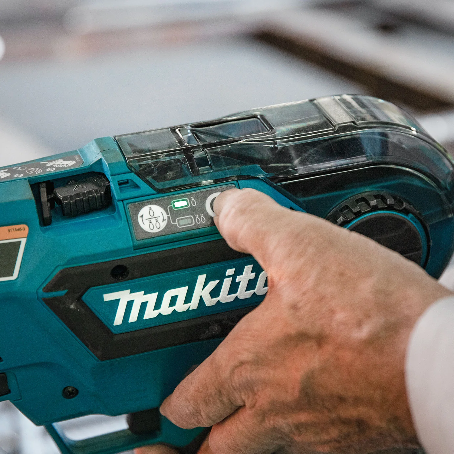Makita 18V LXT Brushless Rebar Tying Tool - Tool Only - Image 9