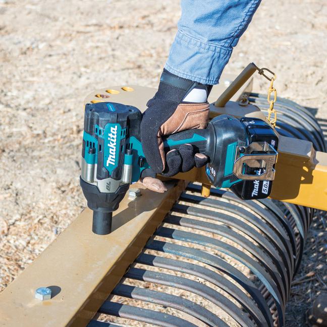 Makita 18V LXT Brushless 1/2" Impact Wrench w/Friction Ring - Tool Only - Image 8