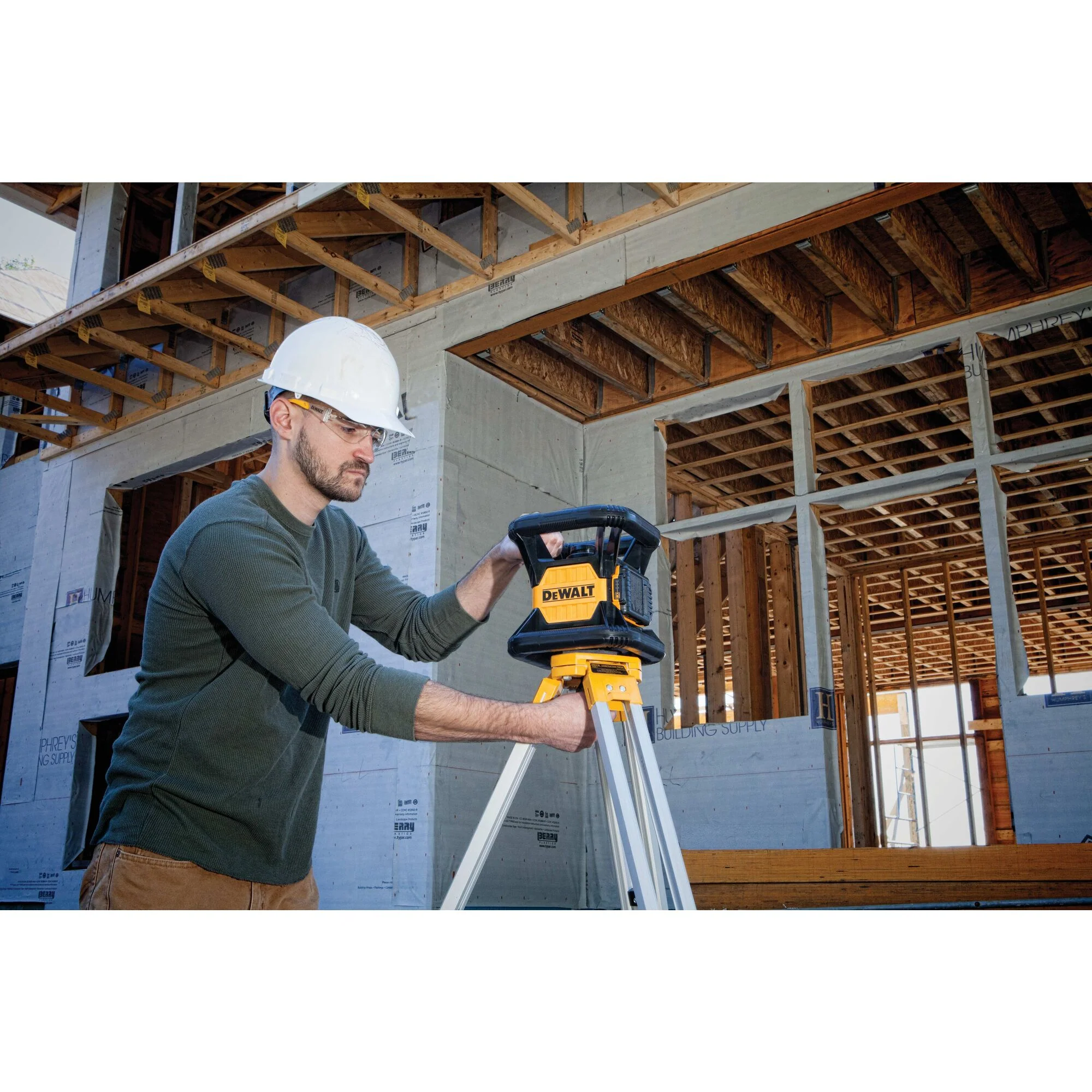 DeWalt 20V MAX Green Rotary Tough Laser Kit - Image 6
