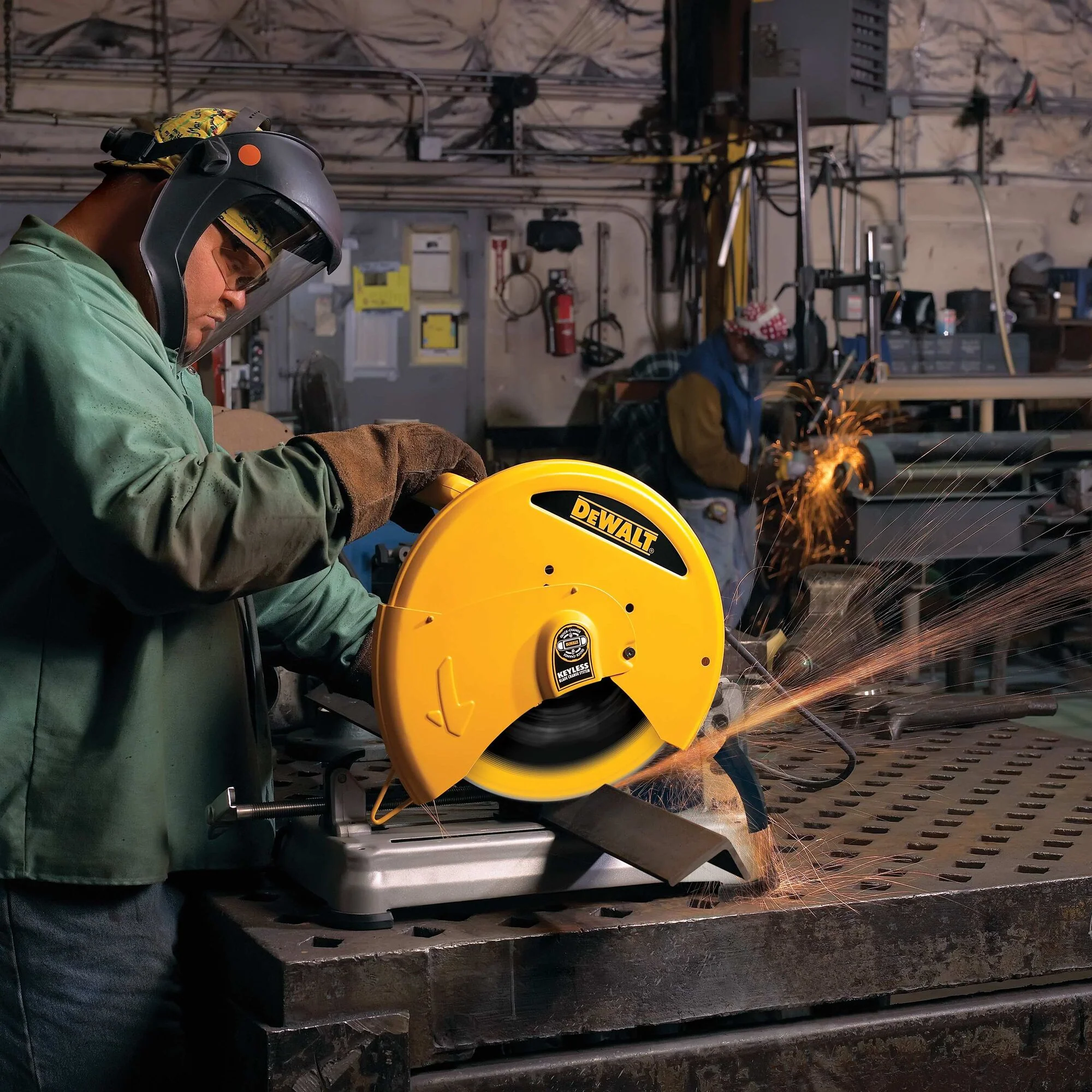 DeWalt Diamond Edge Chop Saw Blade - 14" x 1" - Image 4