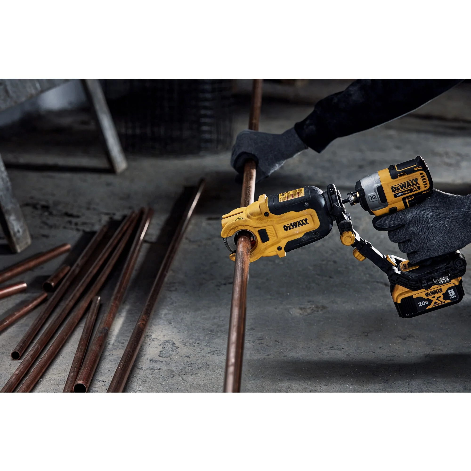 DeWalt IMPACT CONNECT™ Copper Pipe Cutter Attachment - Image 3