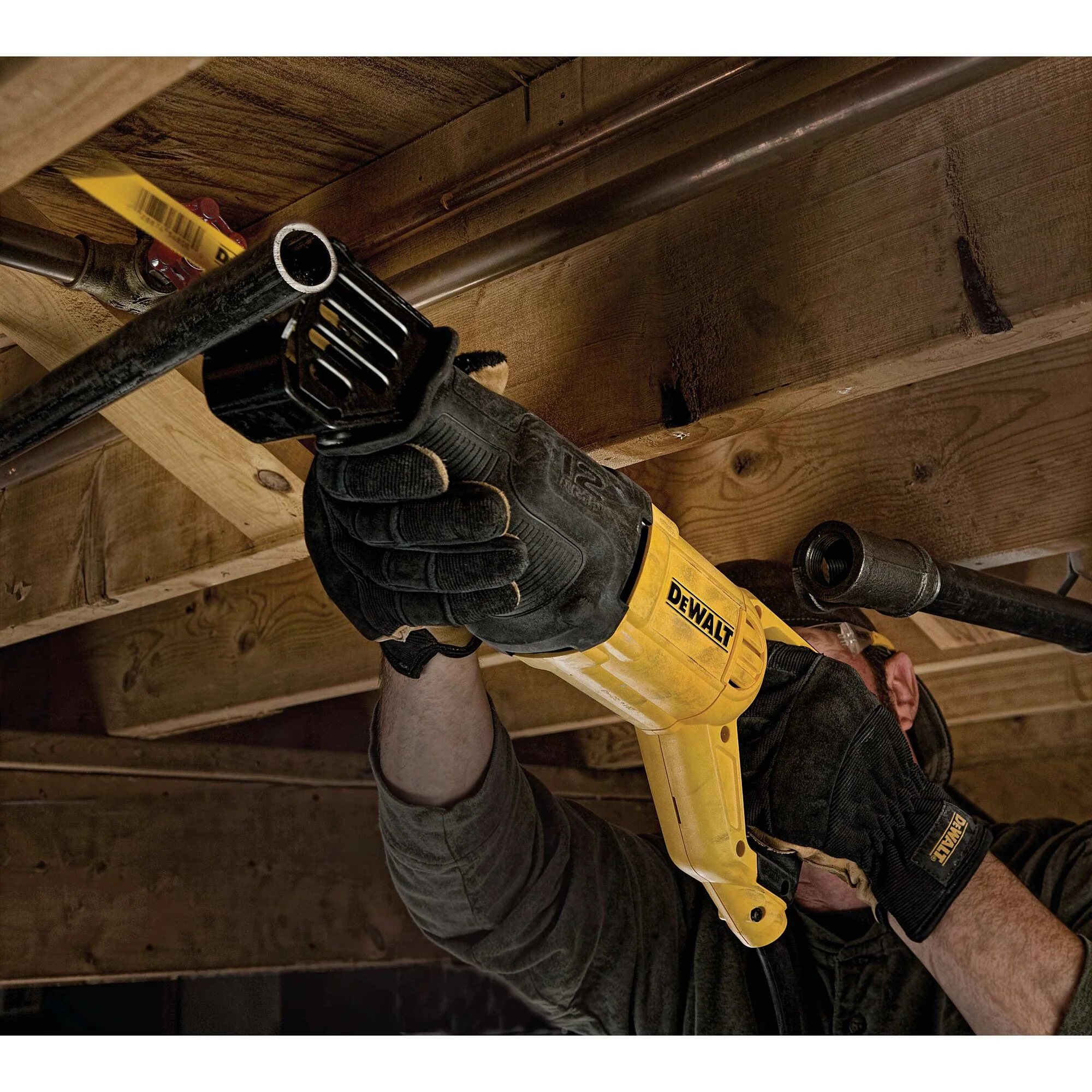 DeWalt 12A Corded Reciprocating Saw w/ 4-Directional Keyless Blade Clamp - Image 5