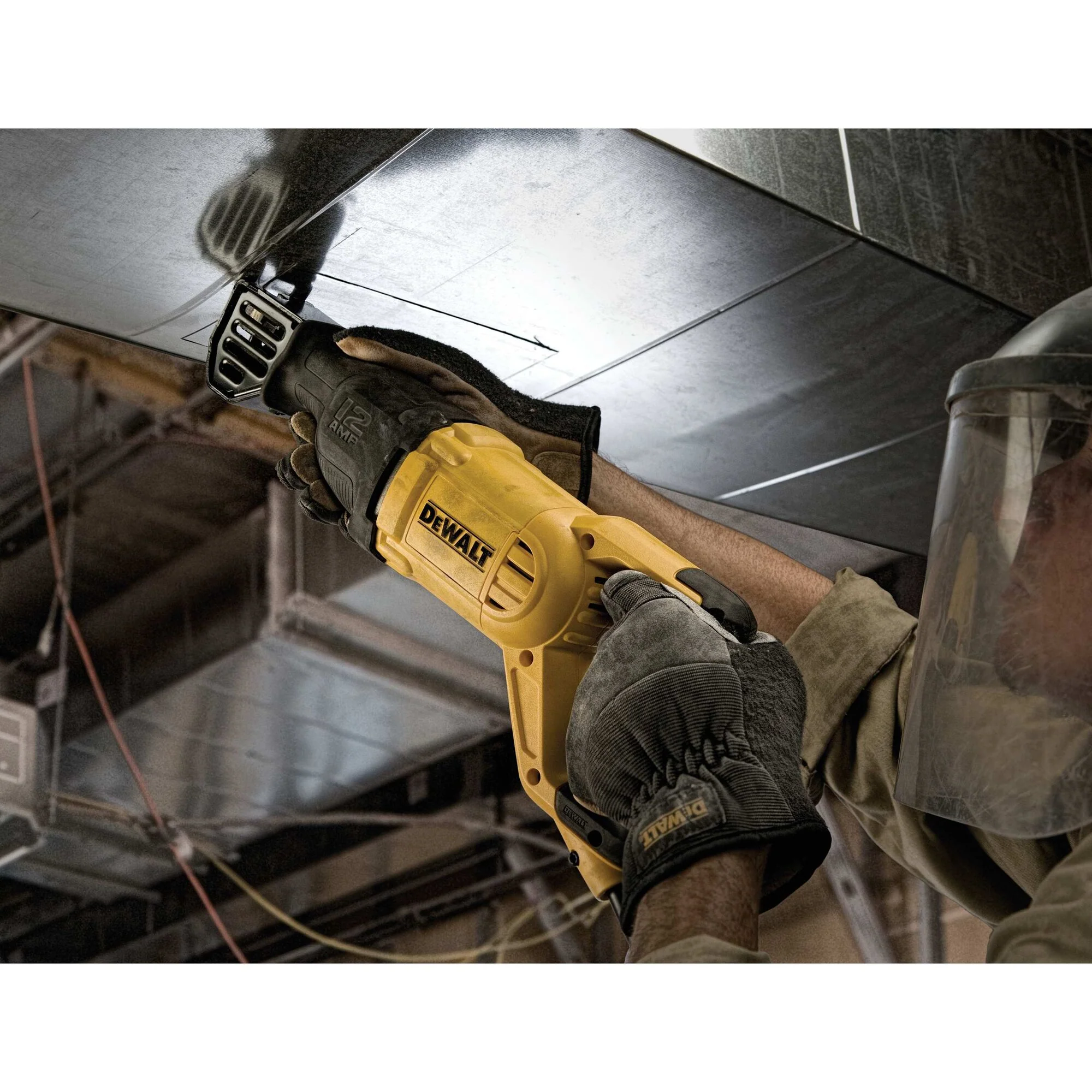 DeWalt 12A Corded Reciprocating Saw w/ 4-Directional Keyless Blade Clamp - Image 6