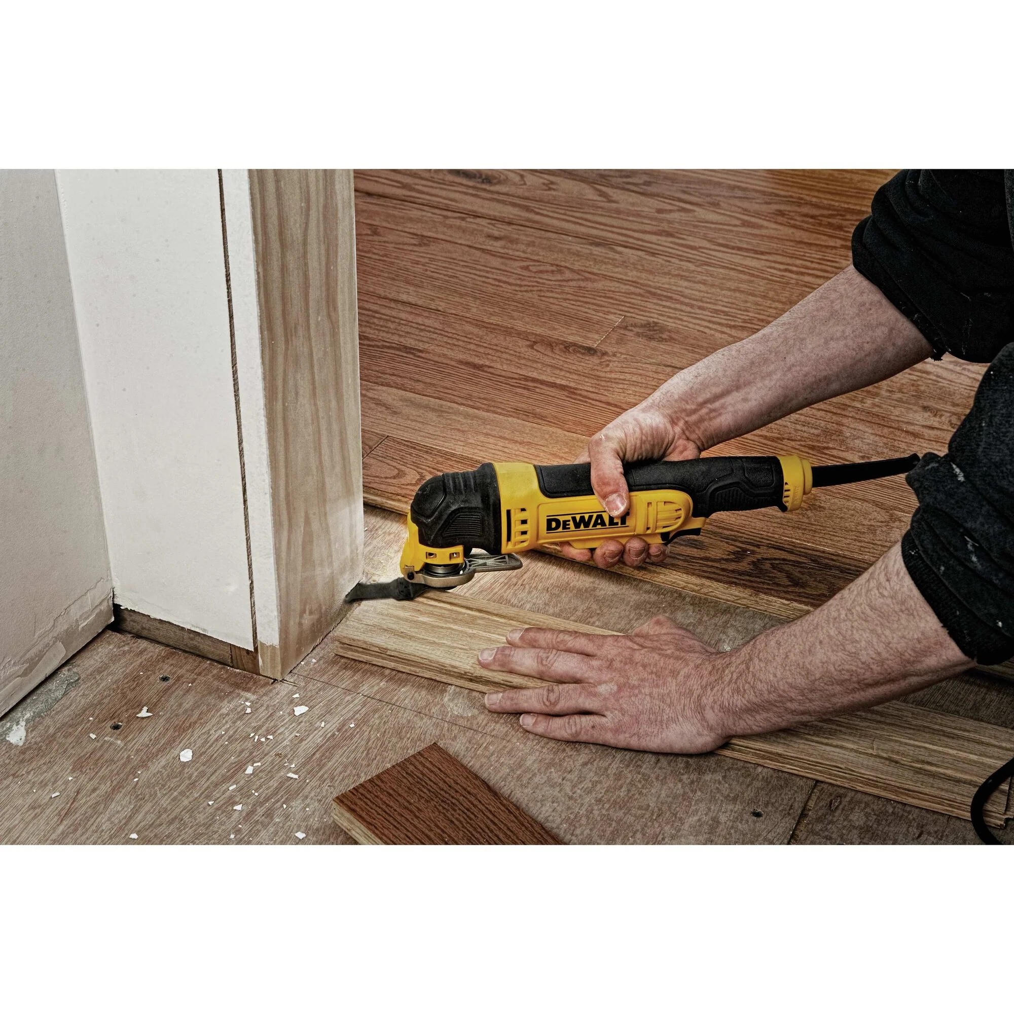 DeWalt Corded Oscillating Multi-Tool Kit - Image 15