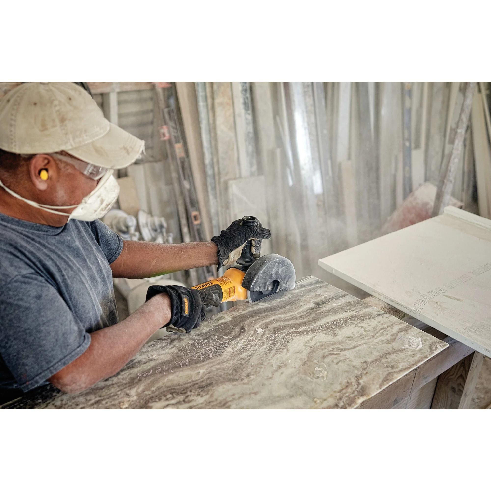 DeWalt 5" Brushless Slide Switch Angle Grinder w/ KICKBACK BREAK™ & Pipeline Cover - Image 6