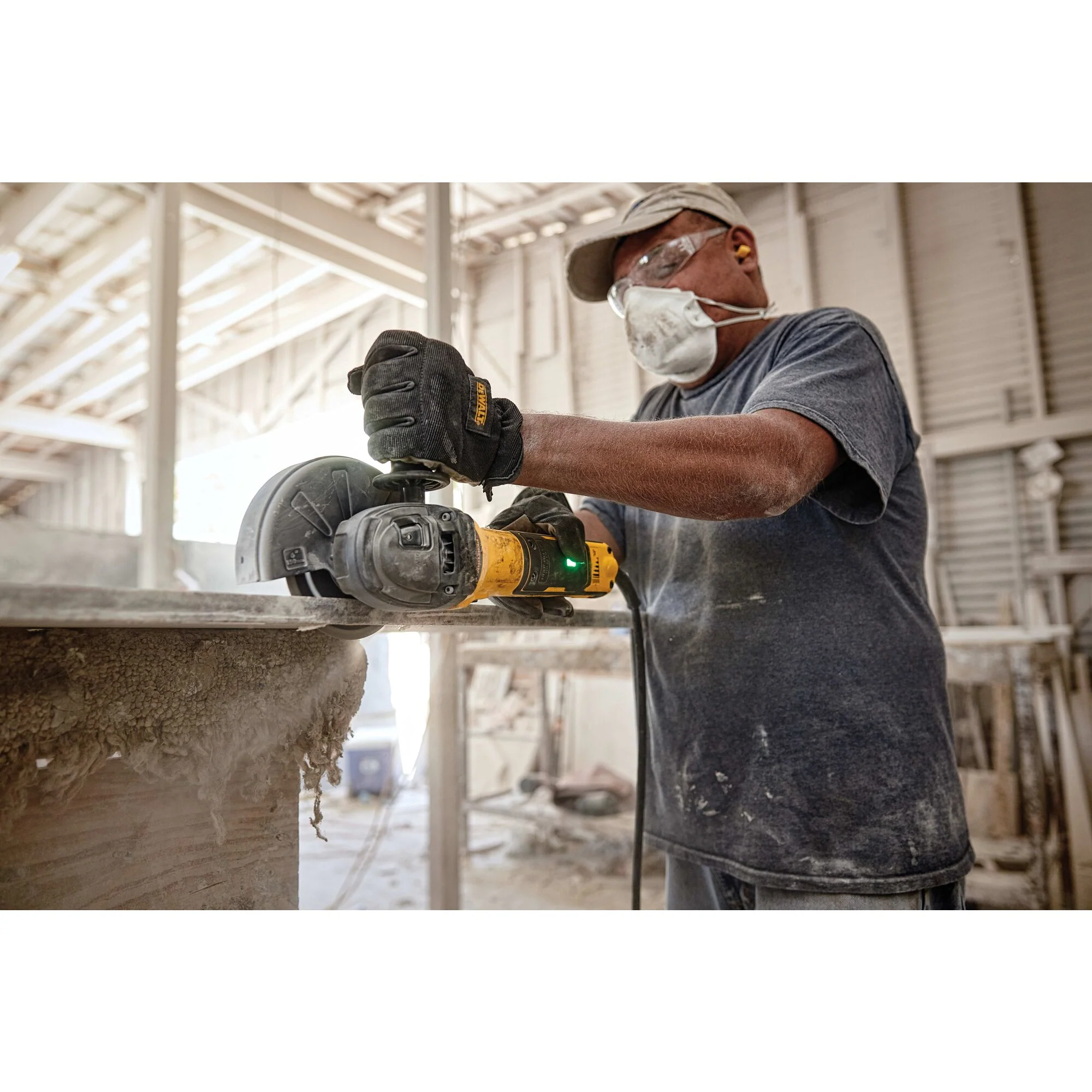 DeWalt 5" Brushless Slide Switch Angle Grinder w/ KICKBACK BREAK™ & Pipeline Cover - Image 7