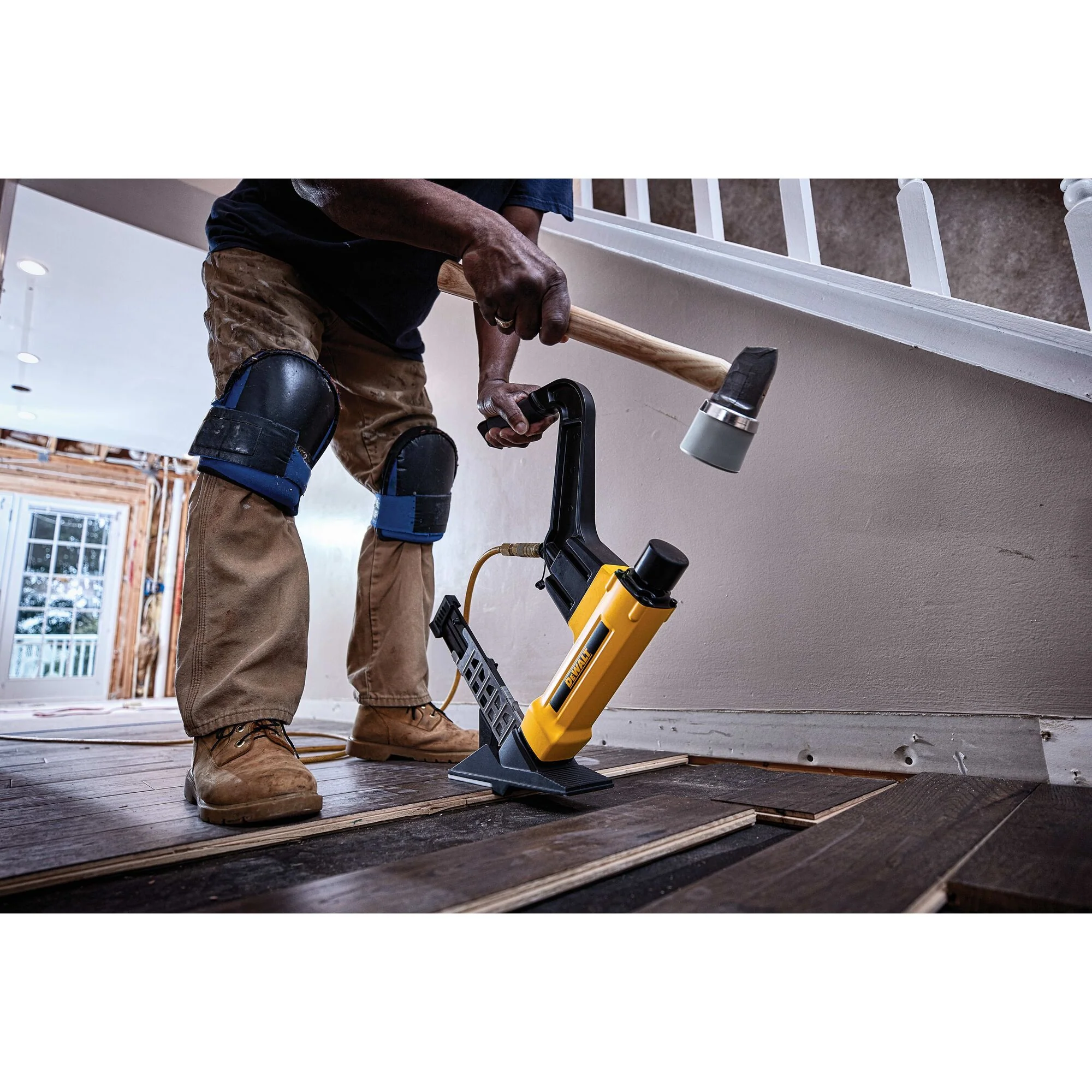 DeWalt 2-In-1 Flooring Stapler Tool - Image 11