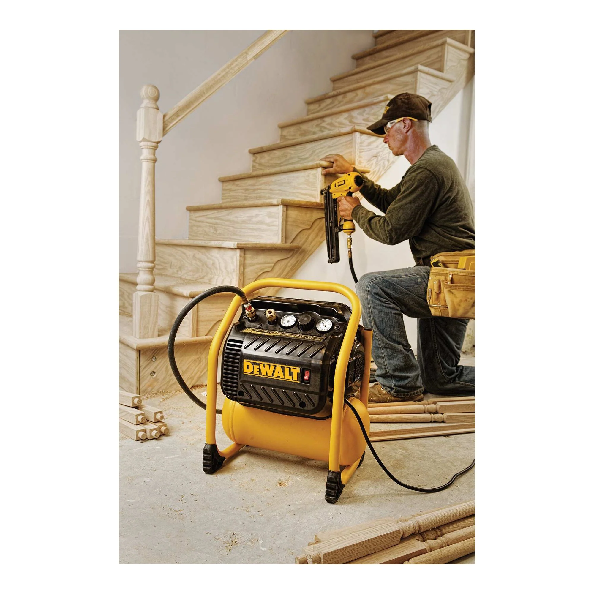 DeWalt 2.5 Gallon Portable Electric 200 PSI Quiet Trim Compressor - Image 5