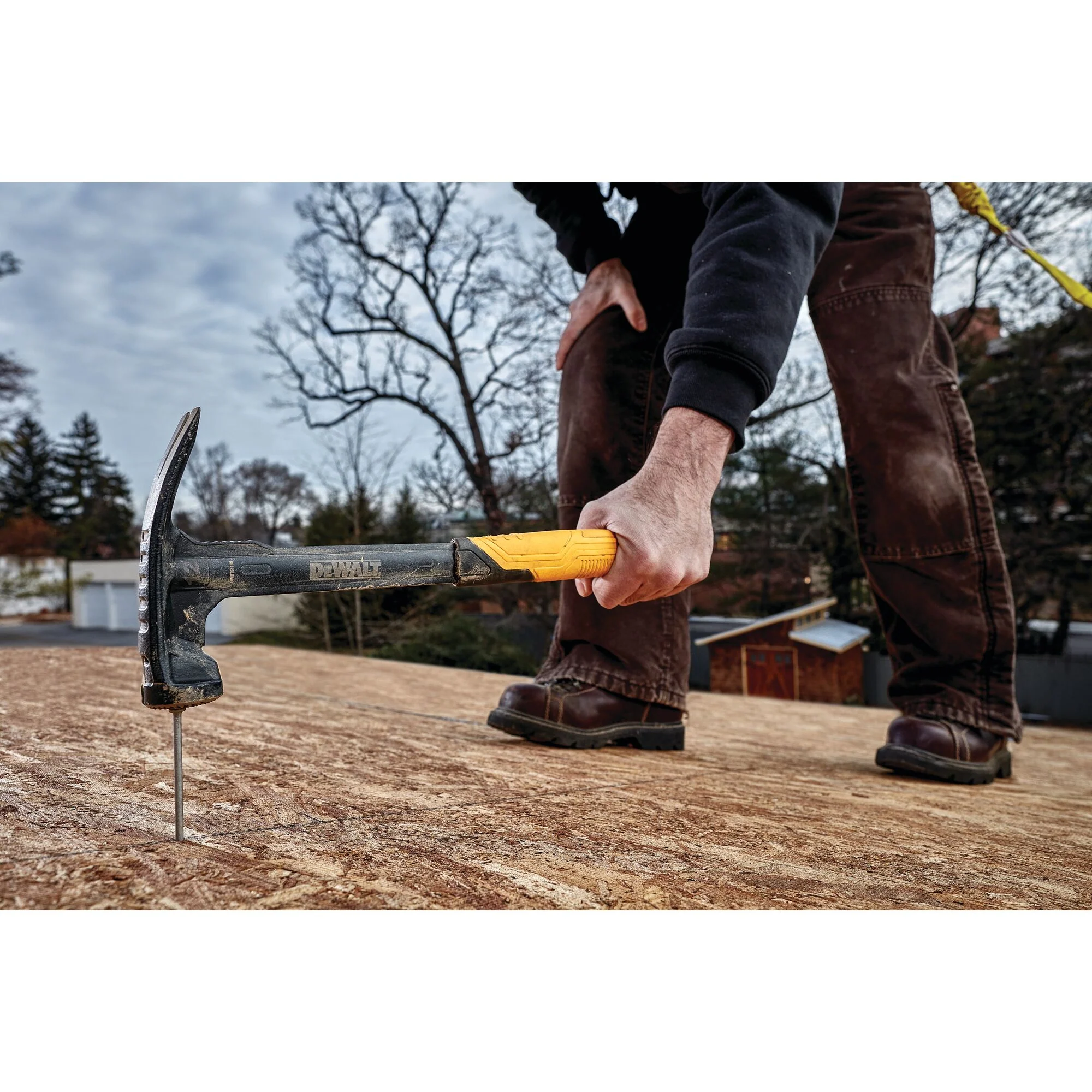DeWalt TOUGHSERIES™ 12 oz. Mig Weld Hammer - Image 7