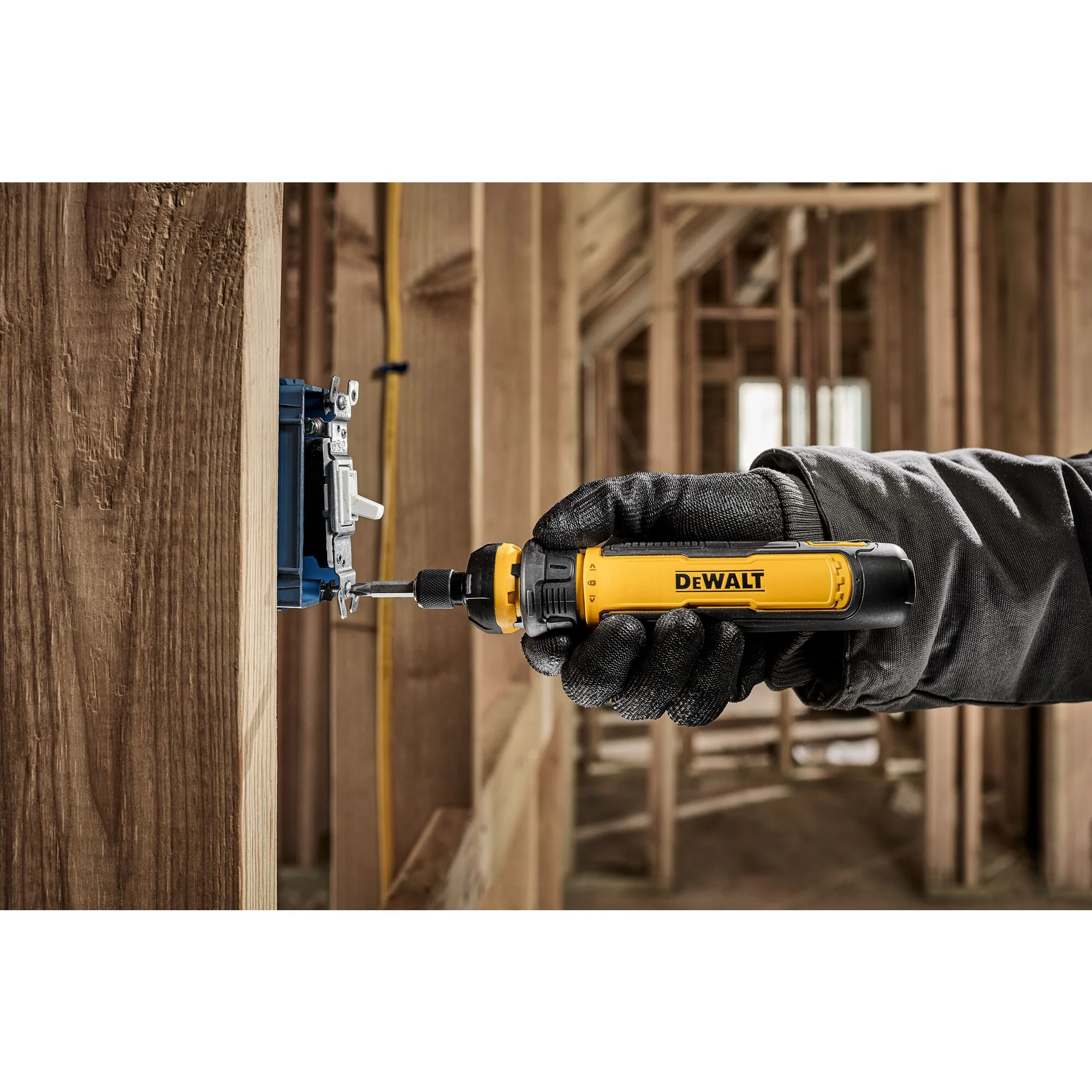 DeWalt 14 pc. Cordless Screwdriver Set w/ FLEXDRIVE™ Control - Image 9