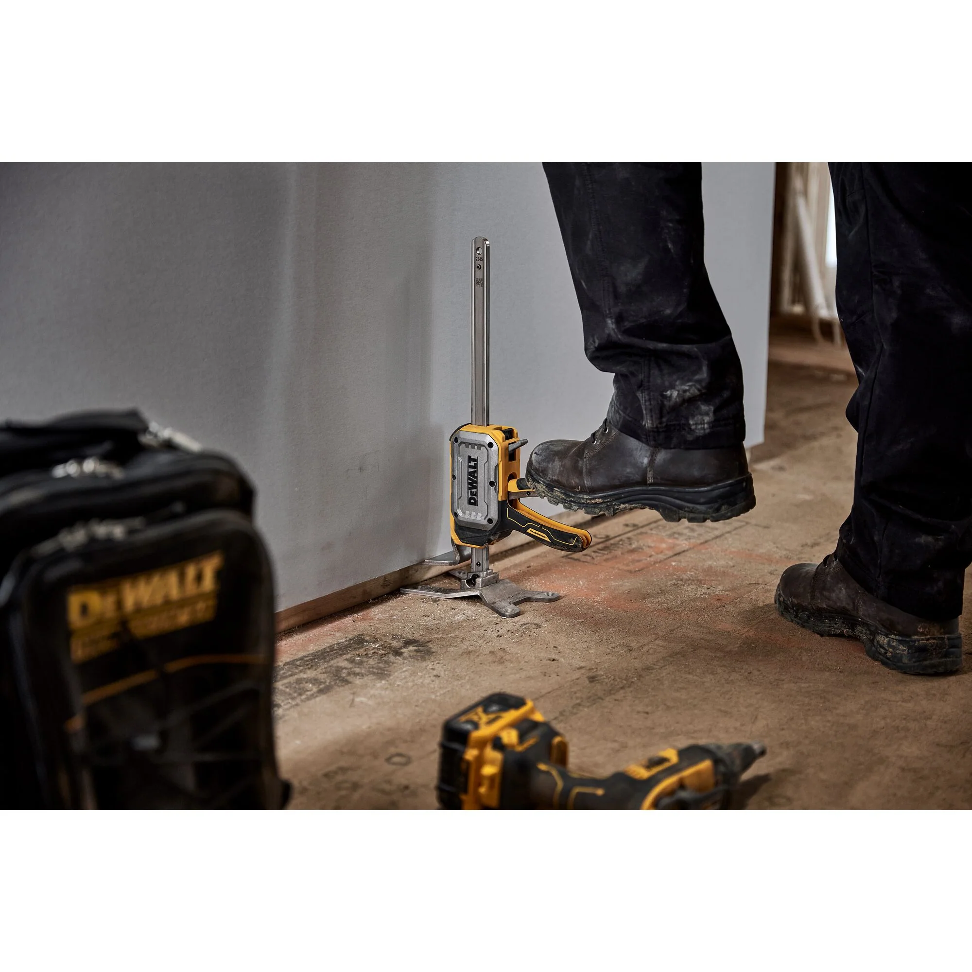 Dewalt TOUGHSERIES Construction Jack - Image 10