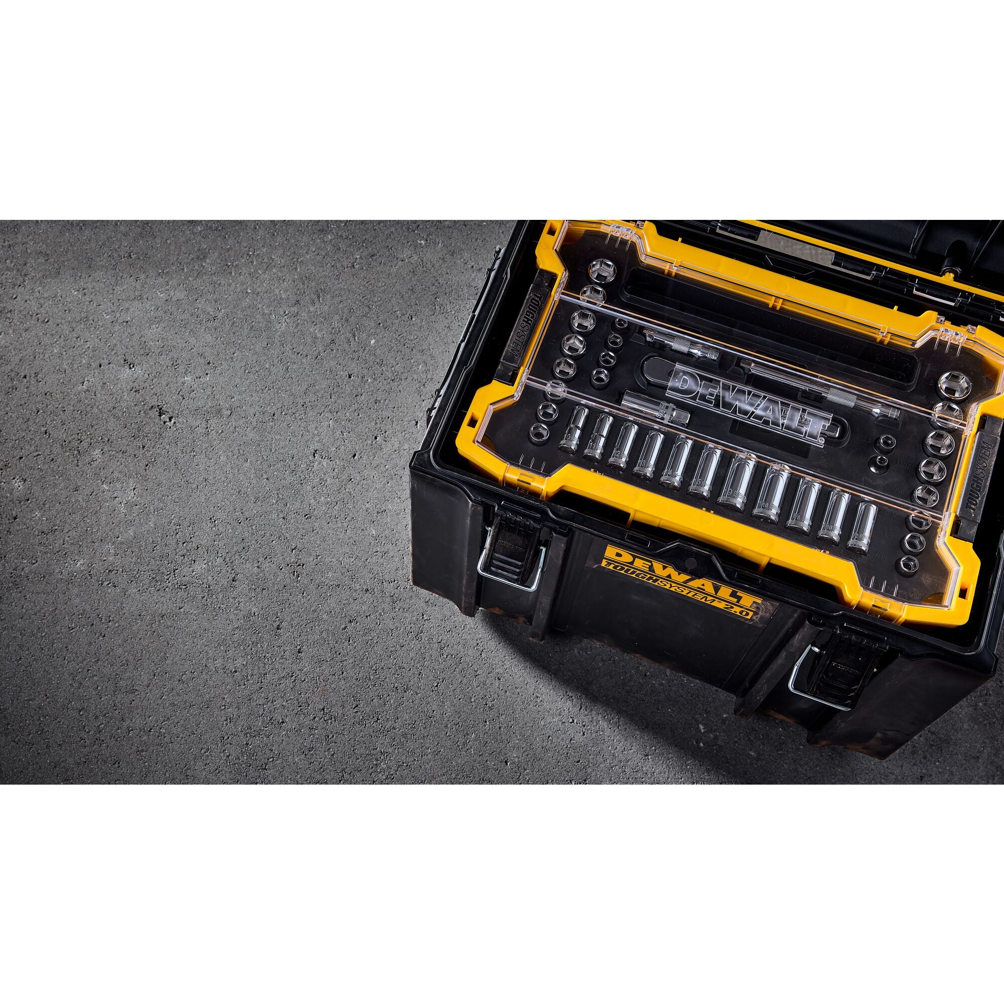 DeWalt 37 pc. 3/8" Drive Socket Set w/ TOUGHSYSTEM® Tray & Lid - Image 7