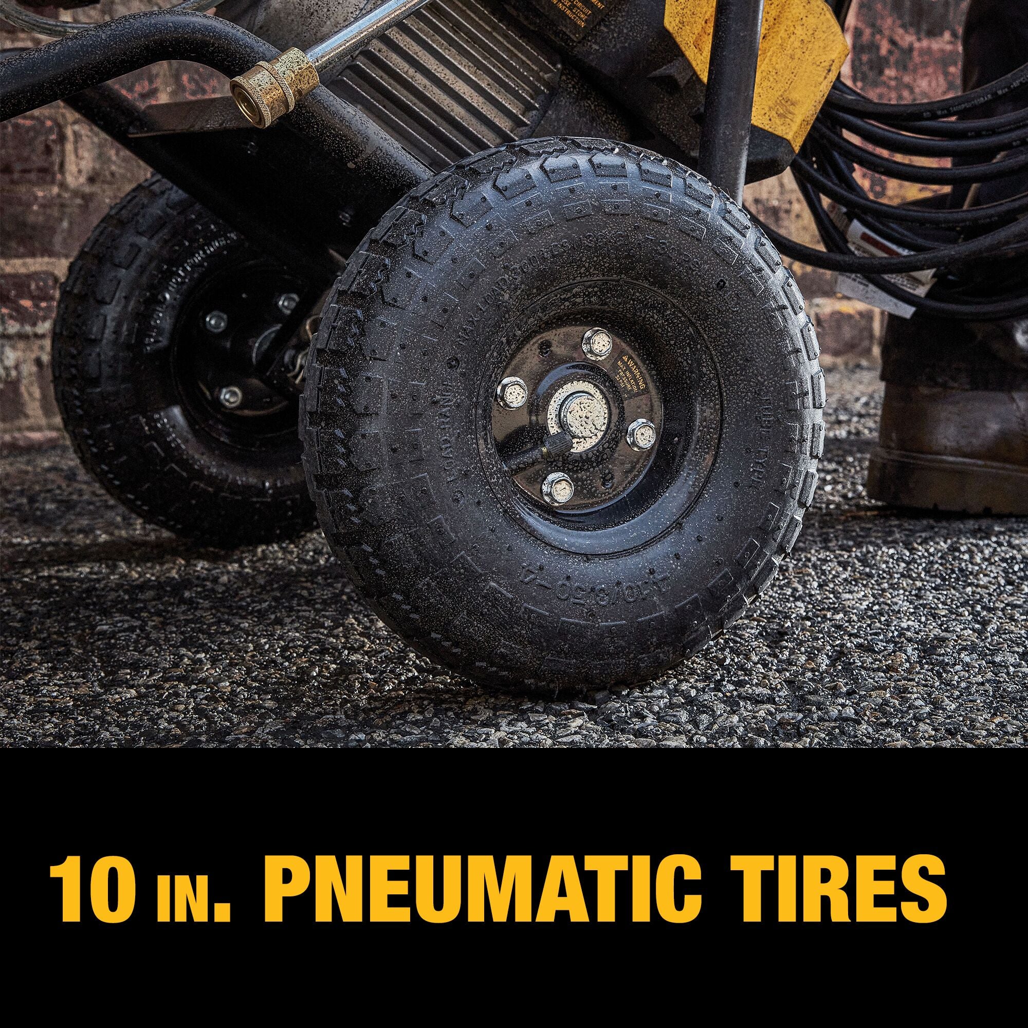DeWalt 2400 psi 13 Amp Electric Cold-Water Pressure Washer - Image 10