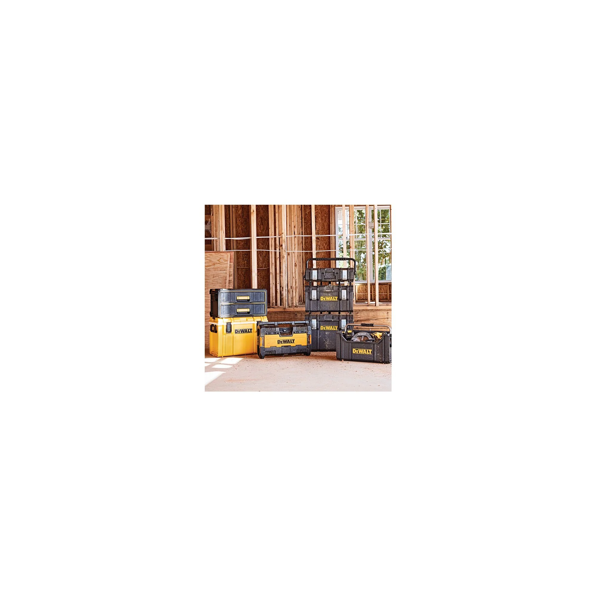 DeWalt ToughSystem® Radio w/ Charger - Image 7