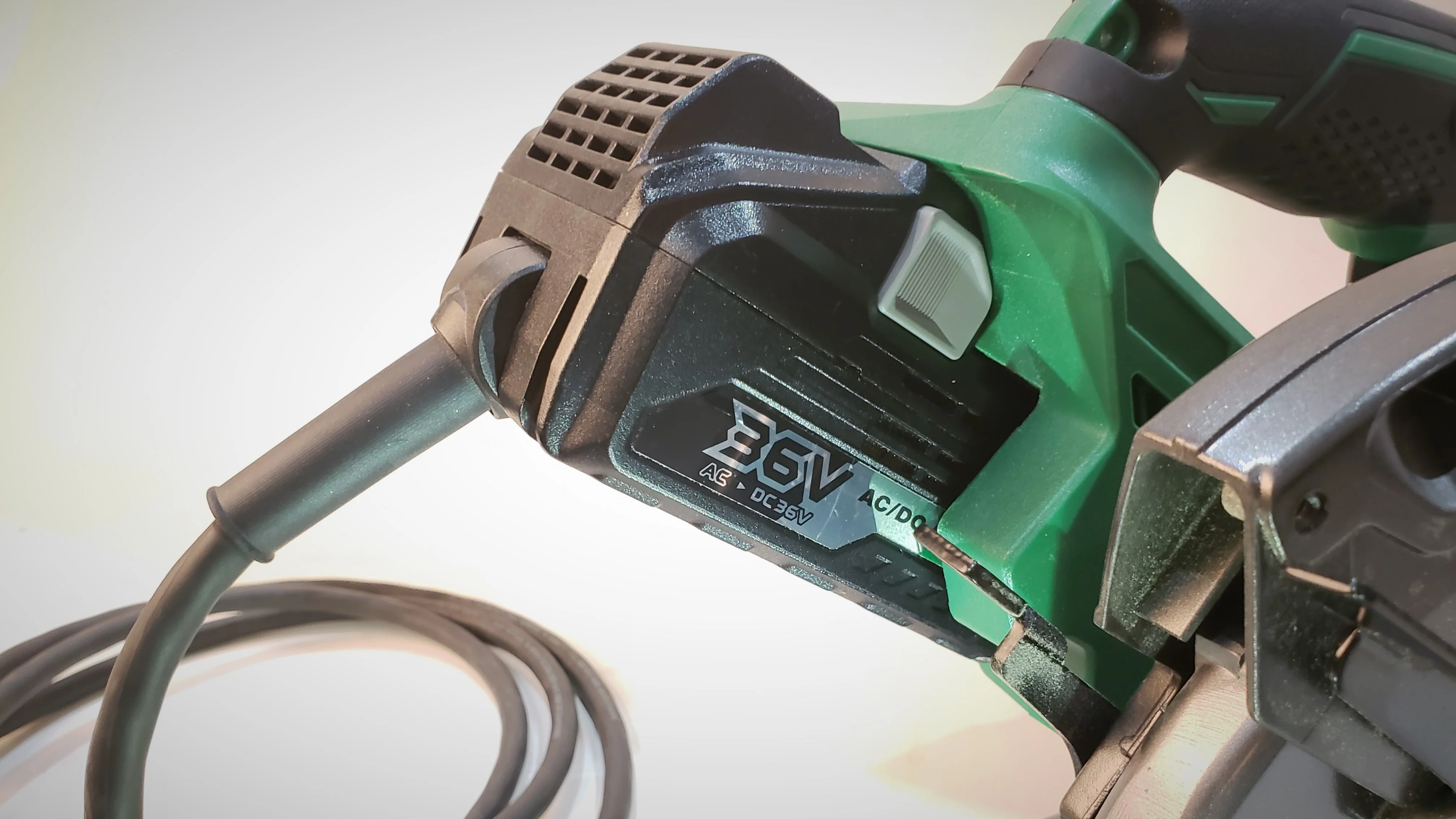 Metabo 36V MultiVolt AC Adapter - Image 5