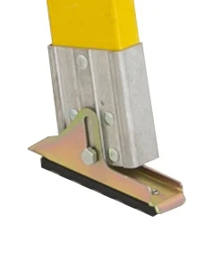 Featherlite Extra Heavy Duty Fiberglass Extension Ladder (Type 1A) - 28ft - Image 3