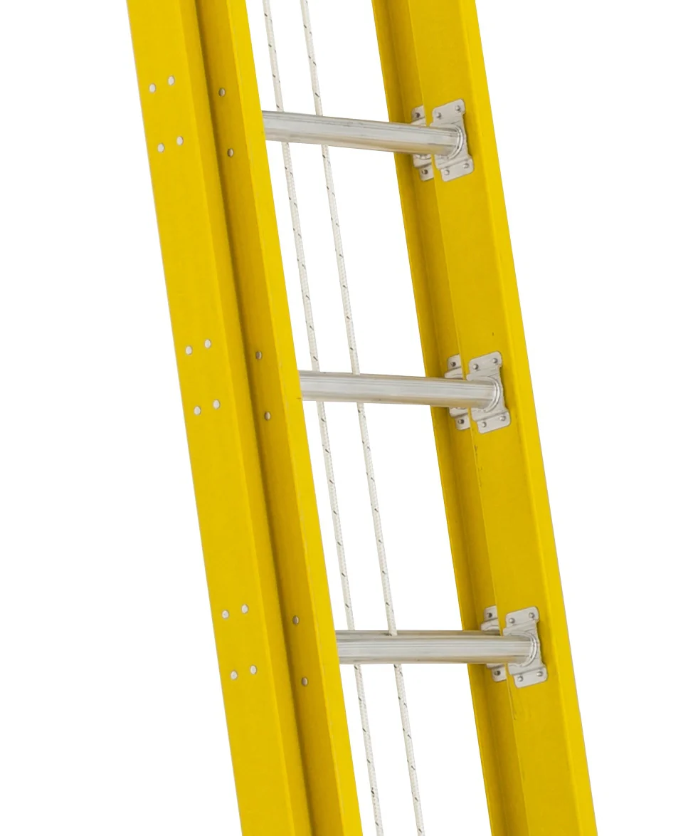 Featherlite Super Heavy Duty Fiberglass Single Ladder - 14ft - Image 4