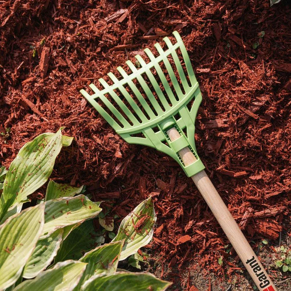 Garant 8" Poly Shrub Rake w/ Wooden handle - Image 4