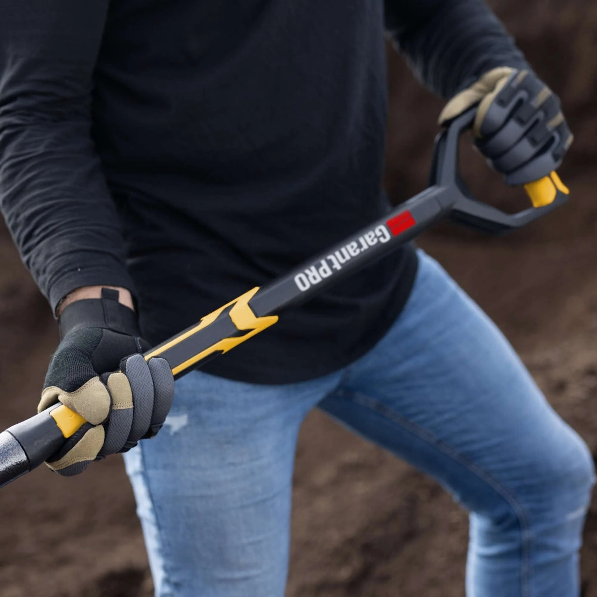 Garant Engineered Resin Round D-Handle Point Shovel - Image 3