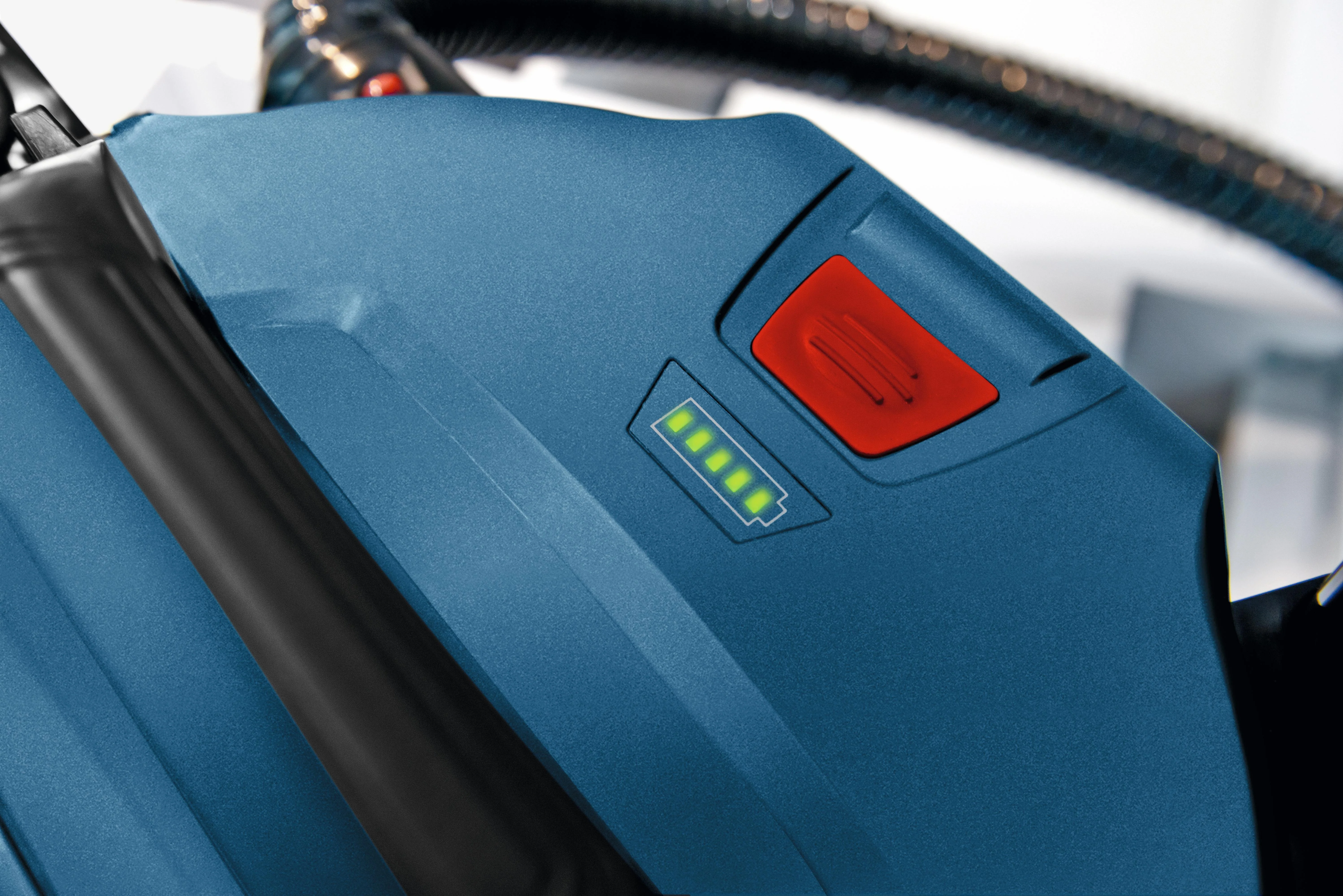 Bosch 18V 2.6 Gallon Wet/Dry Vacuum Cleaner w/ HEPA Filter - Tool Only - Image 3