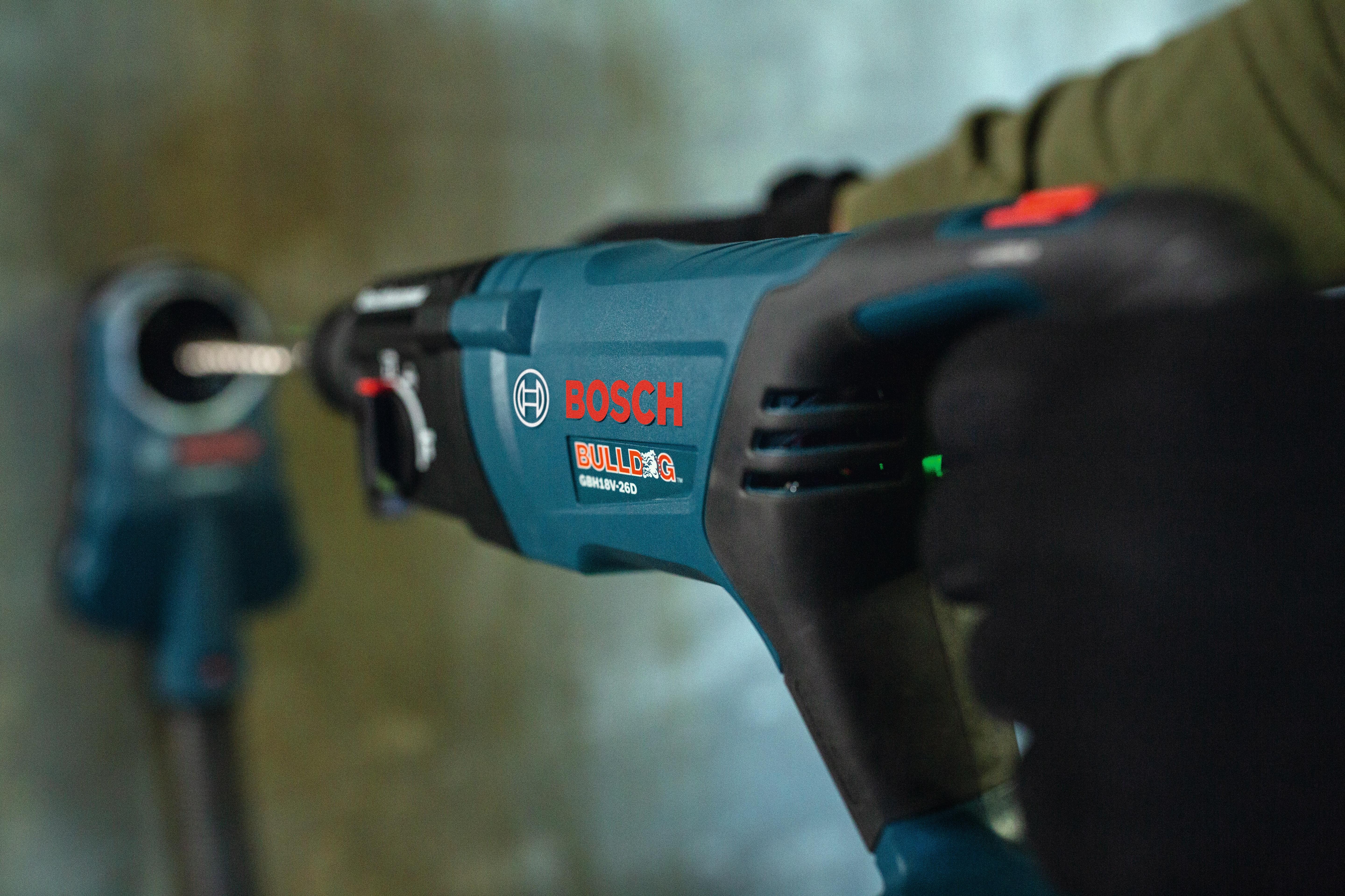Bosch 18V EC Brushless SDS Plus® Bulldog™ 1" Rotary Hammer Kit - Image 2