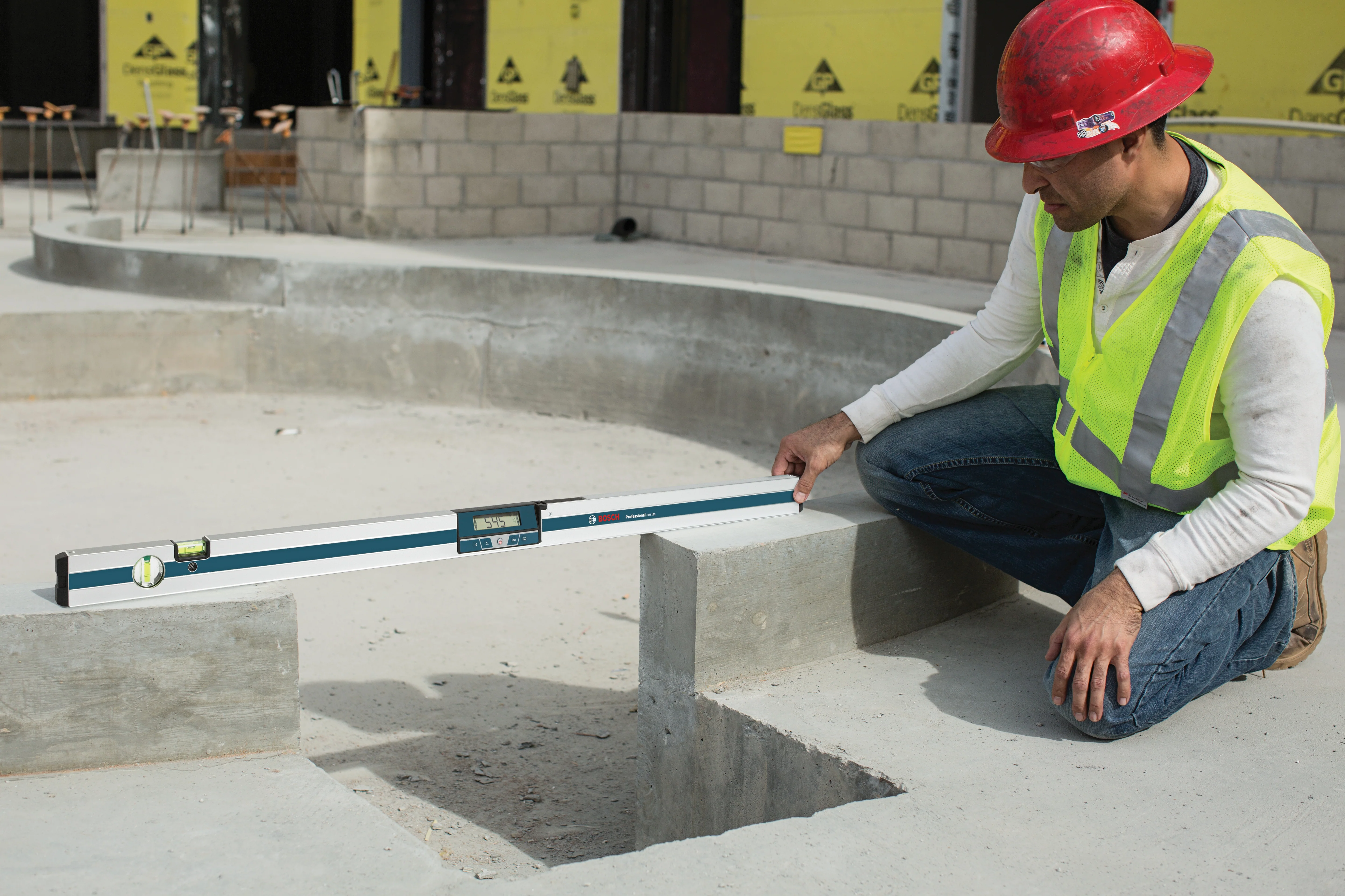 Bosch 48" Digital Level - Image 2